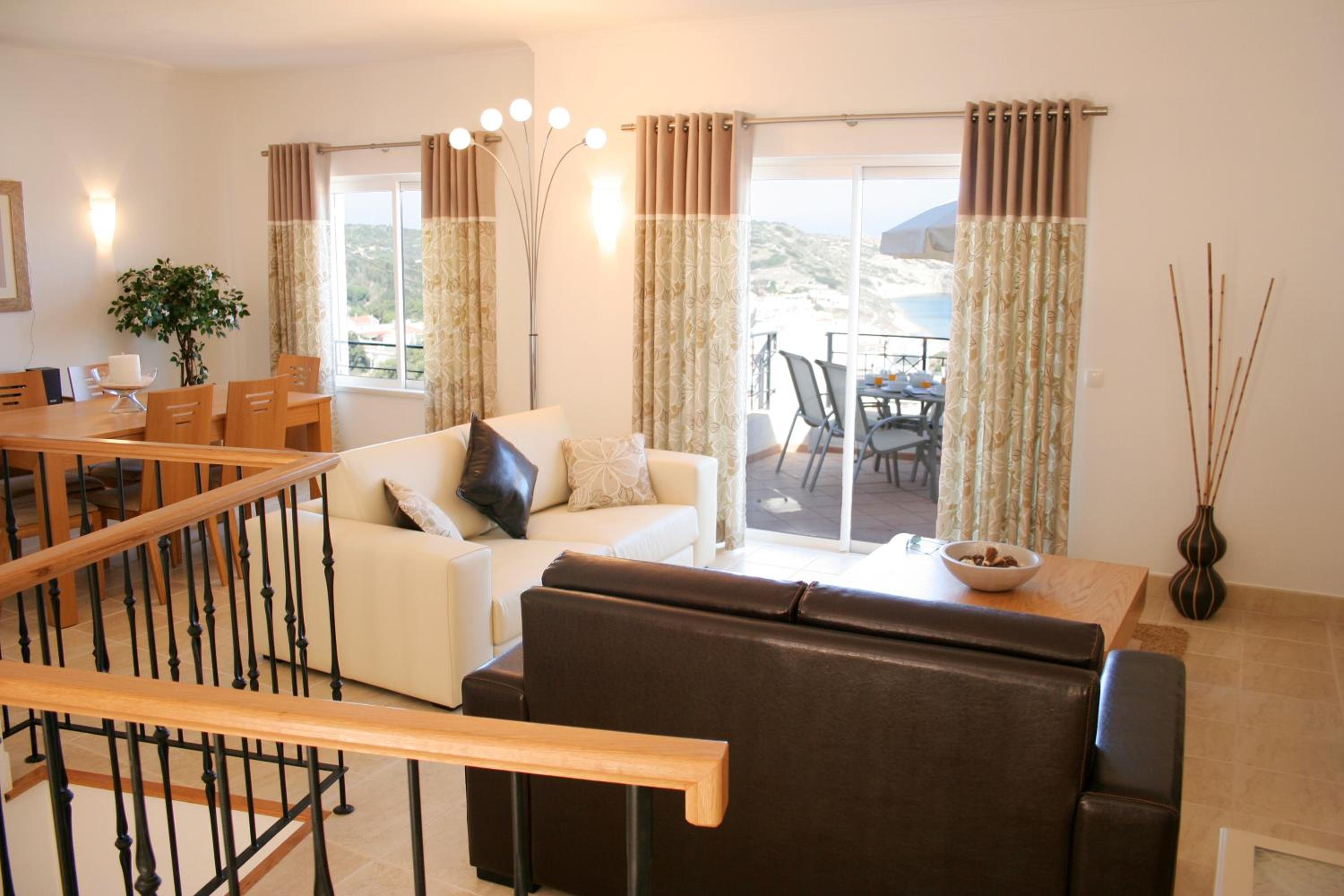 Deluxe Two-Bedroom Apartment