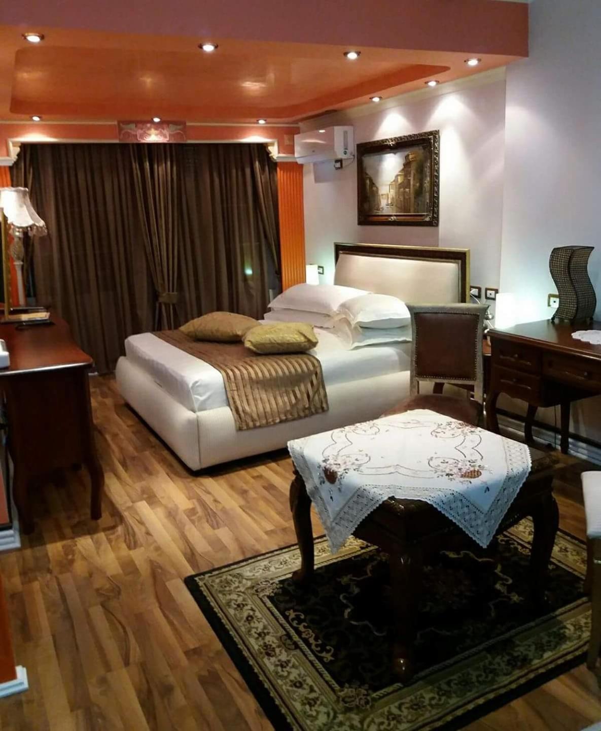 Deluxe Junior Suite photo 1