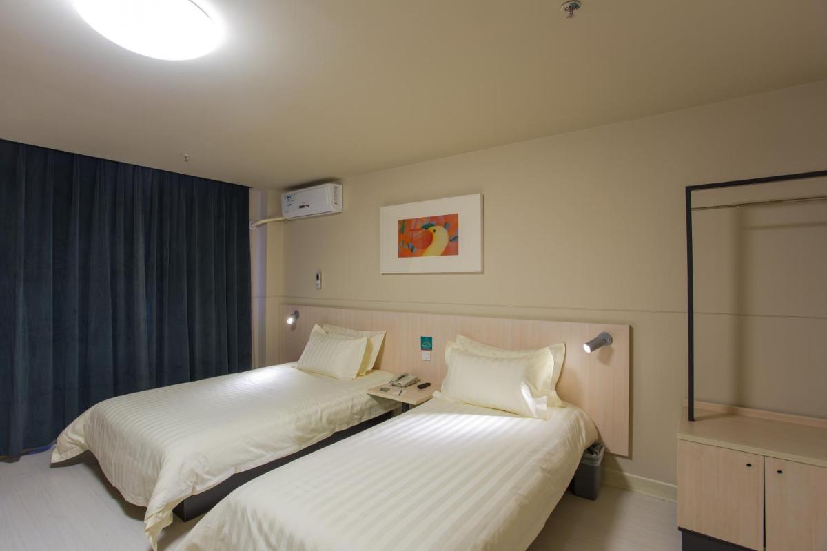 Standard Twin Room A photo 3
