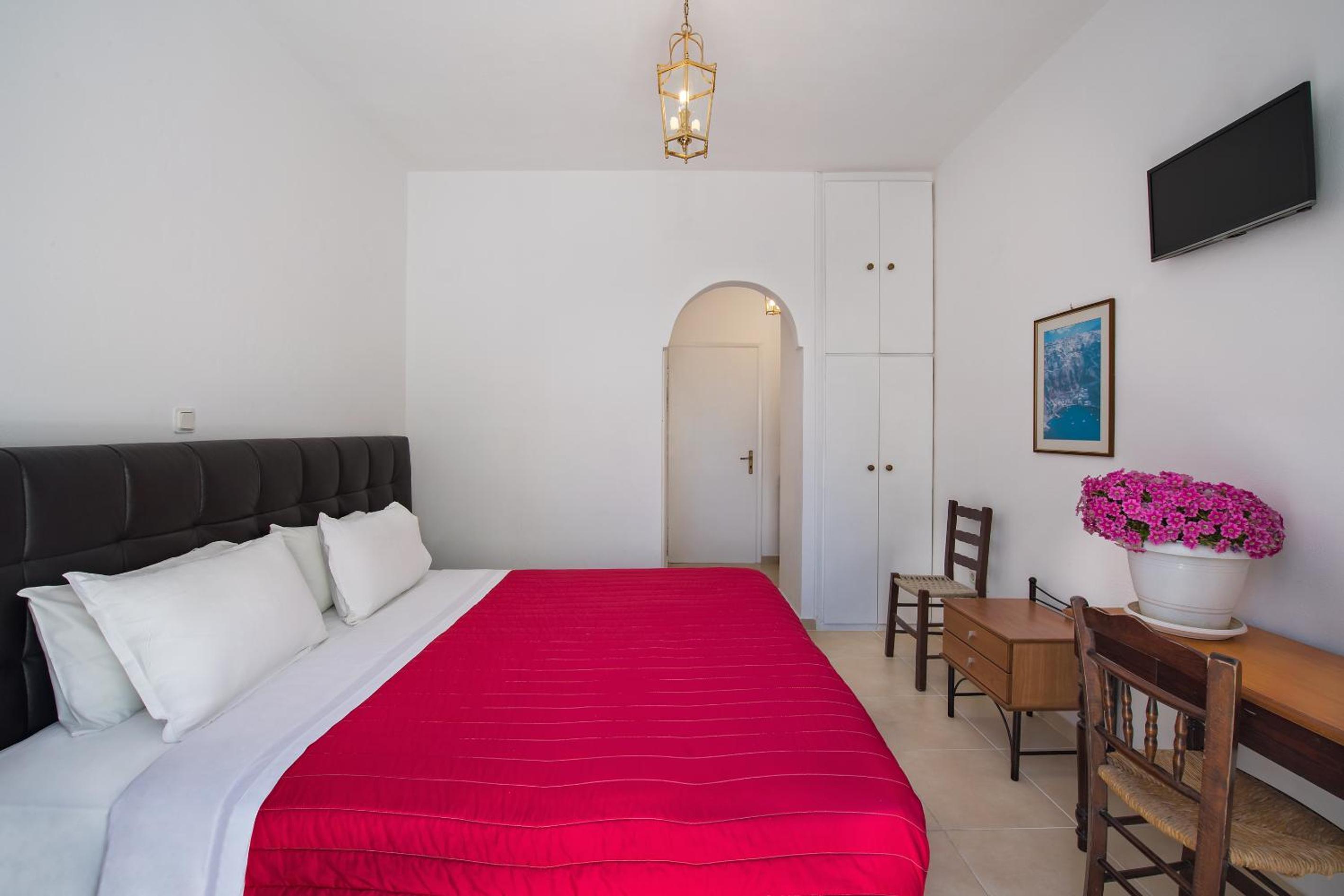 Double or Twin Room - Photo 1