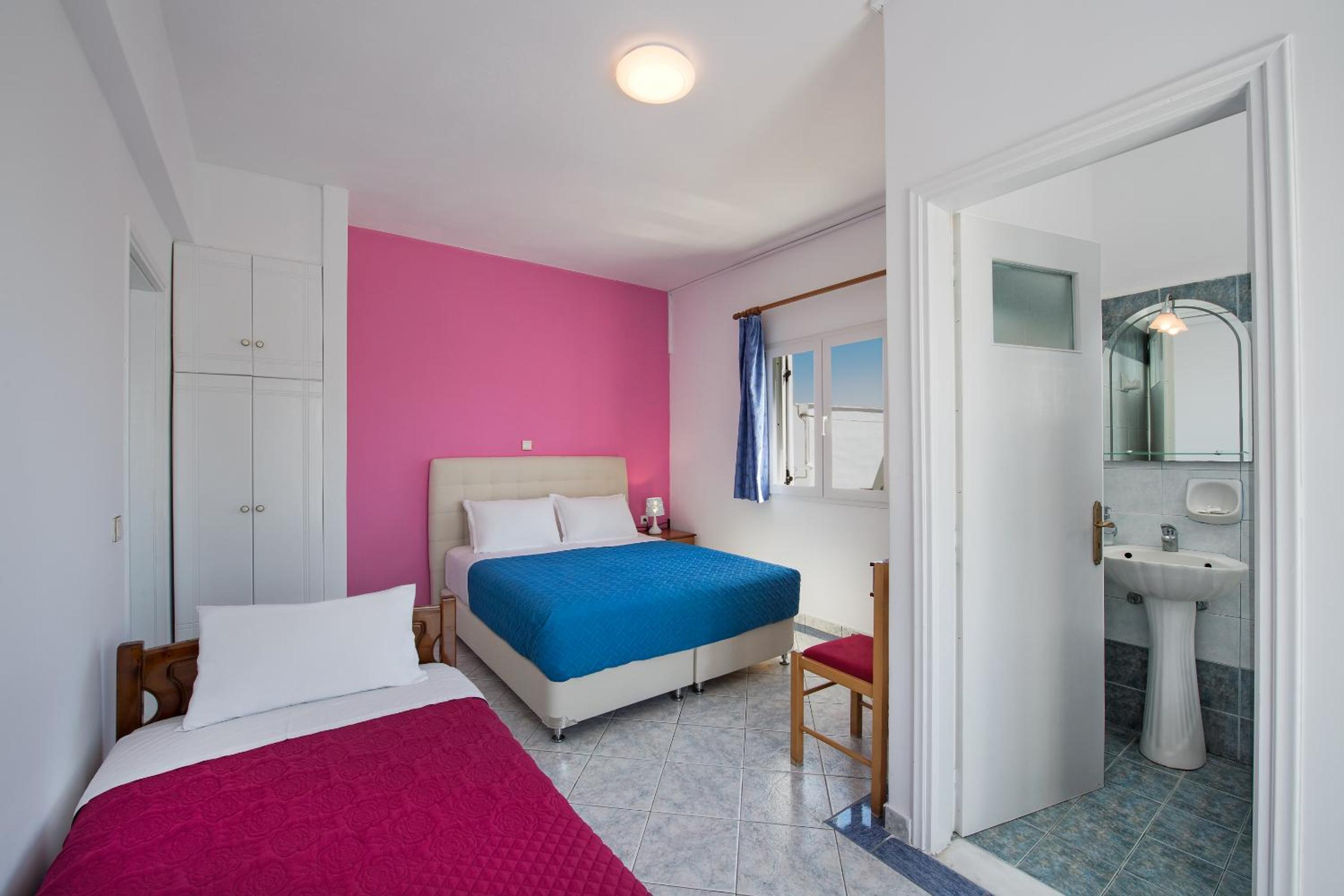 Triple Room - Photo 2