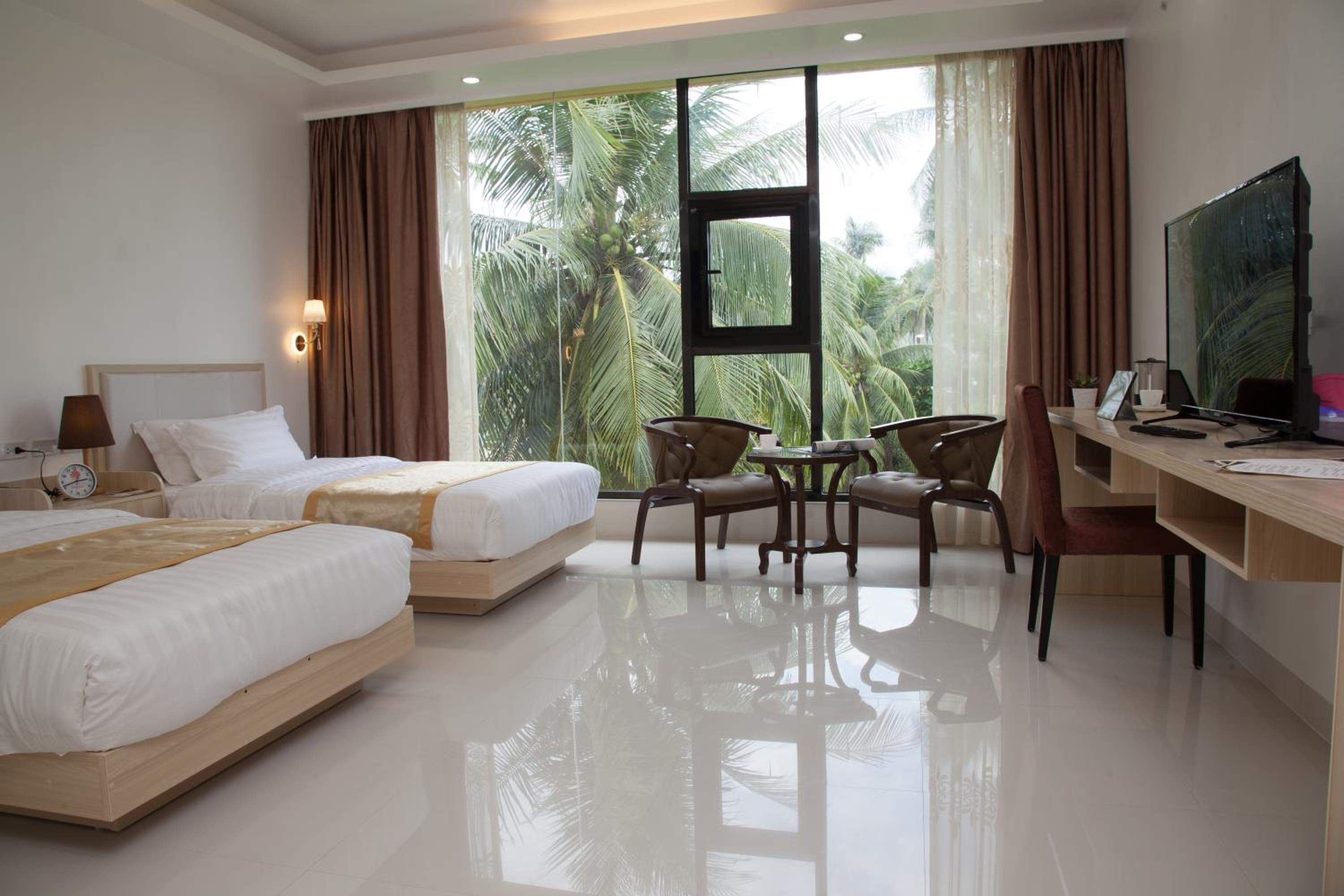 Deluxe Premier Room photo 2