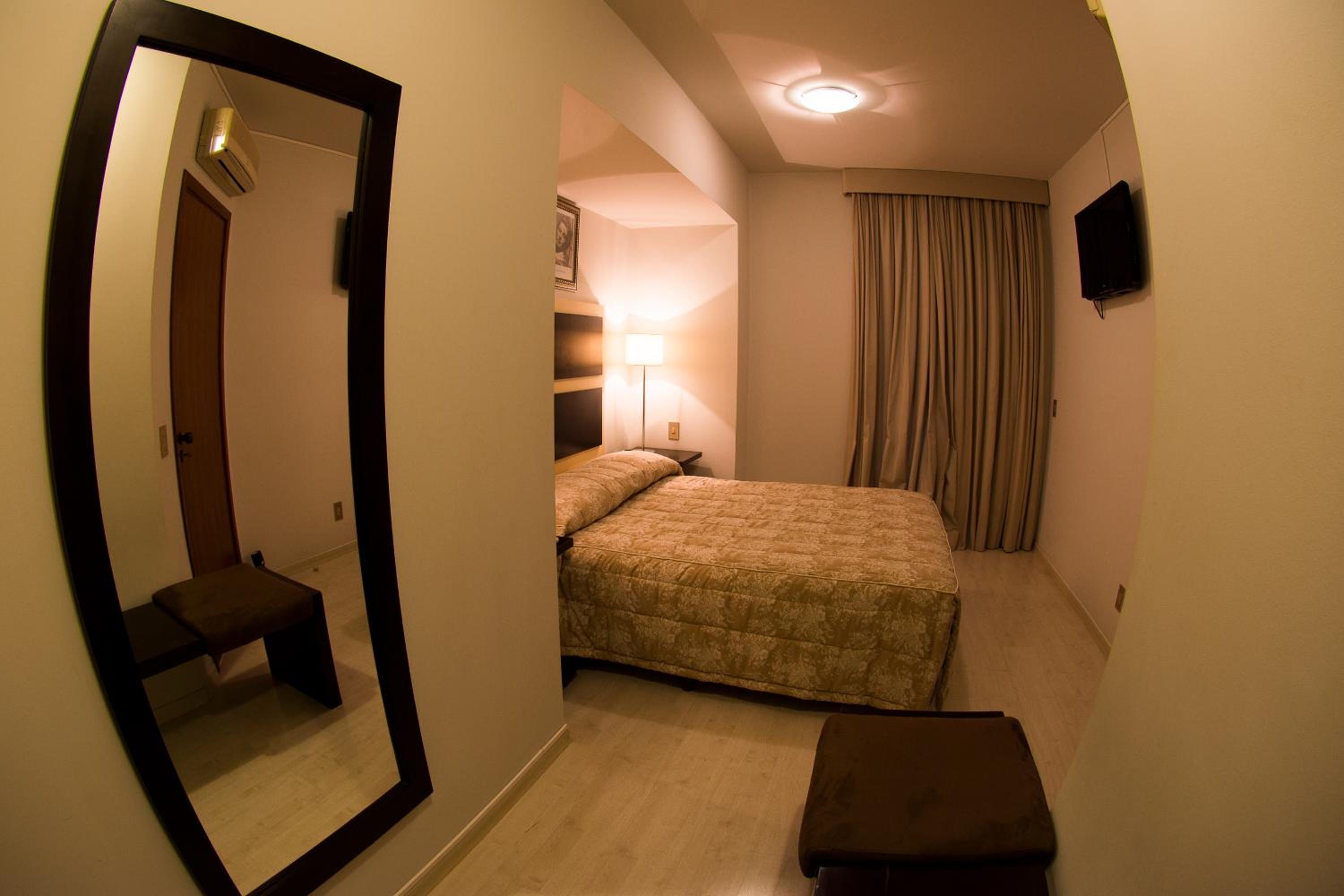 Classic Triple Room photo 1