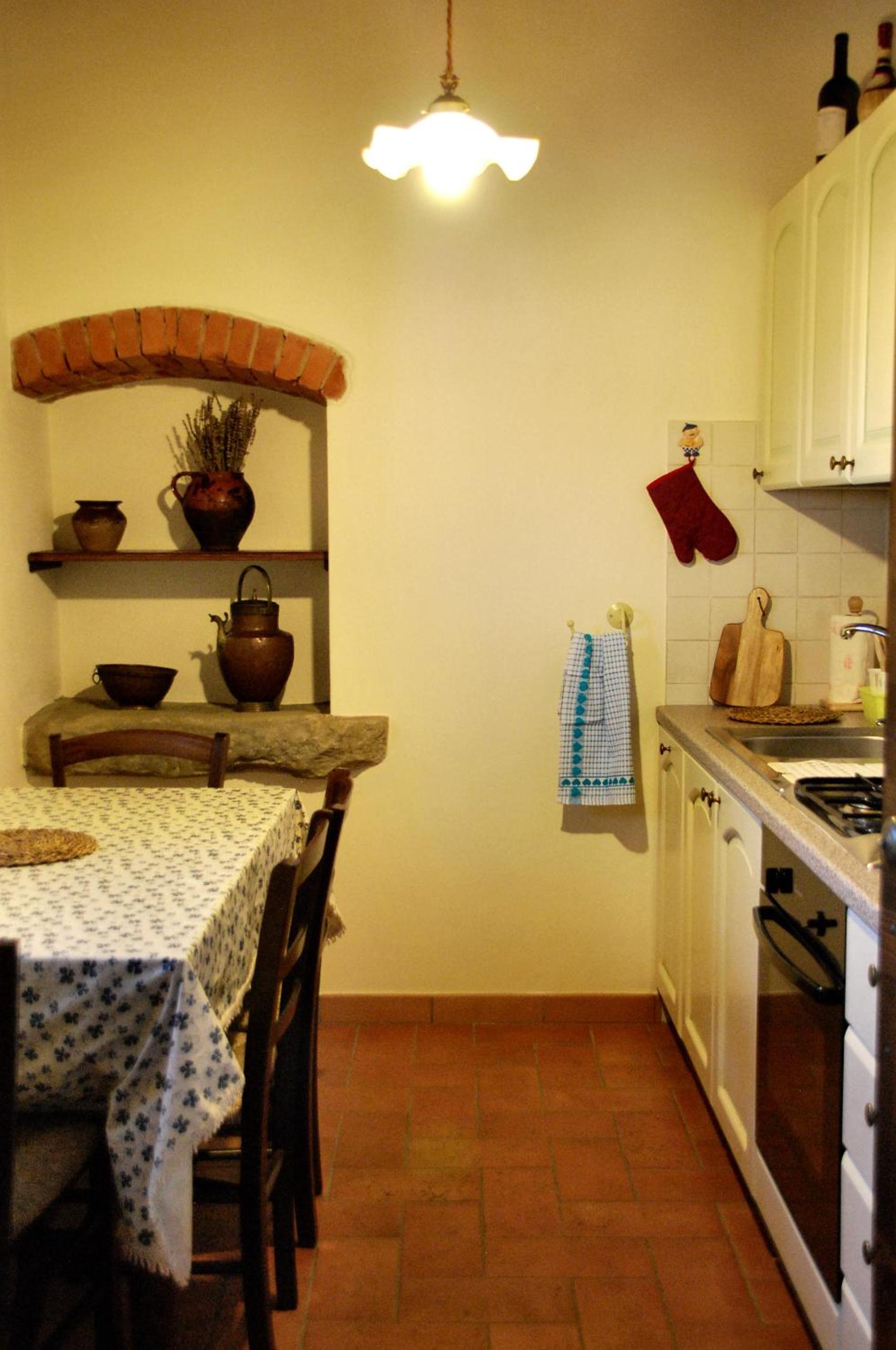 Apartment photo 2
