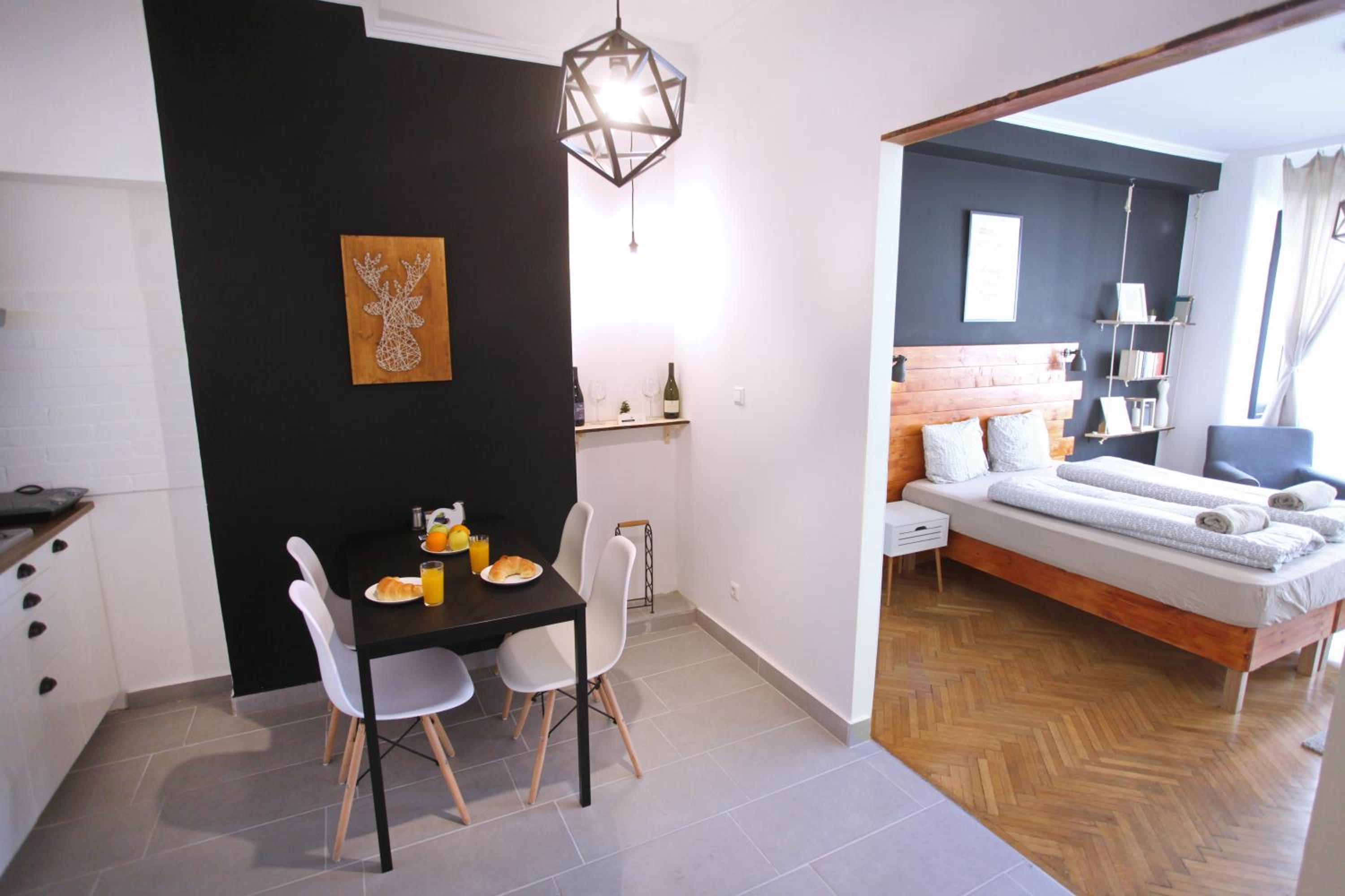 Studio Apartment - Photo 7