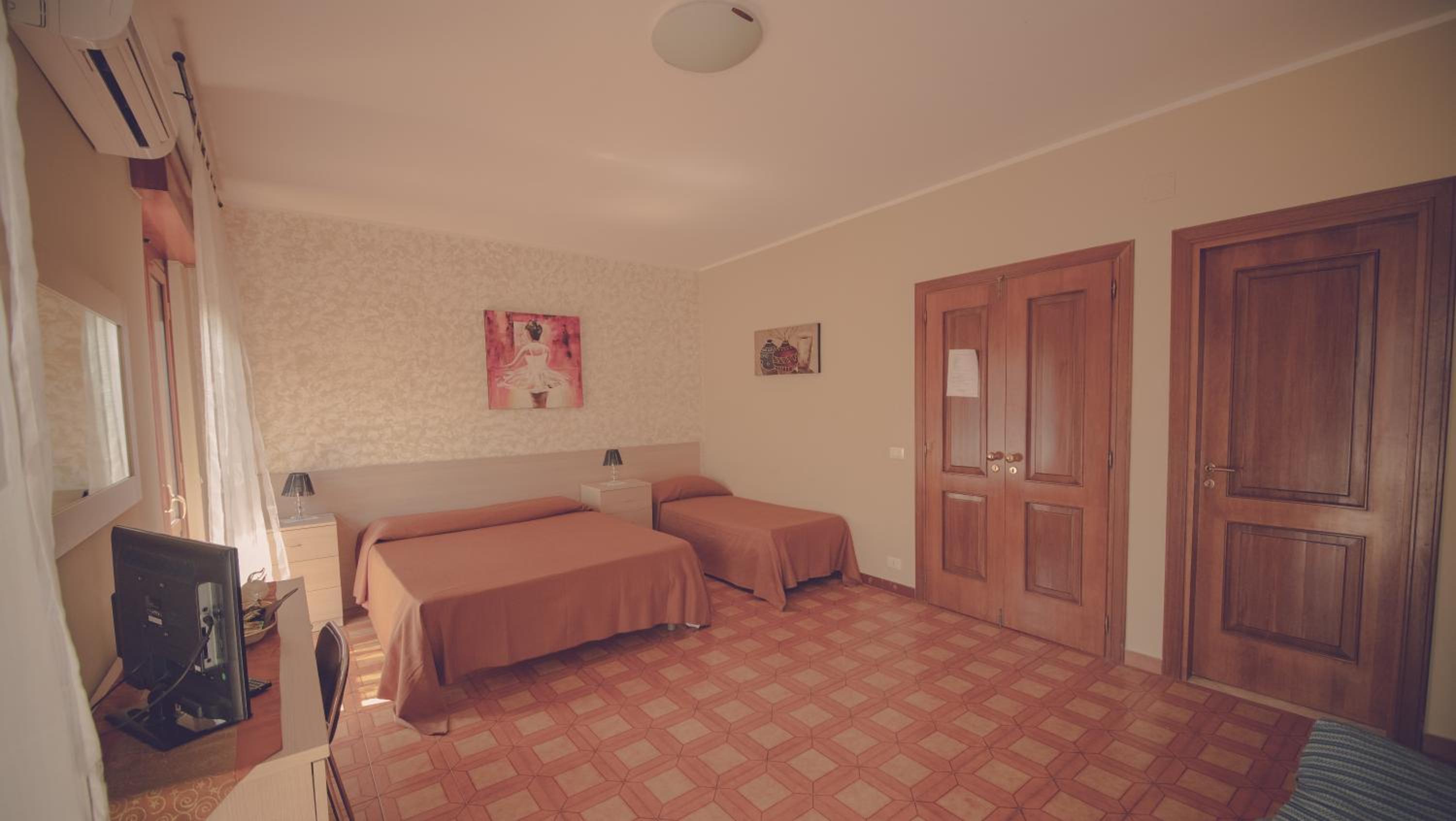 Comfort Triple Room photo 1
