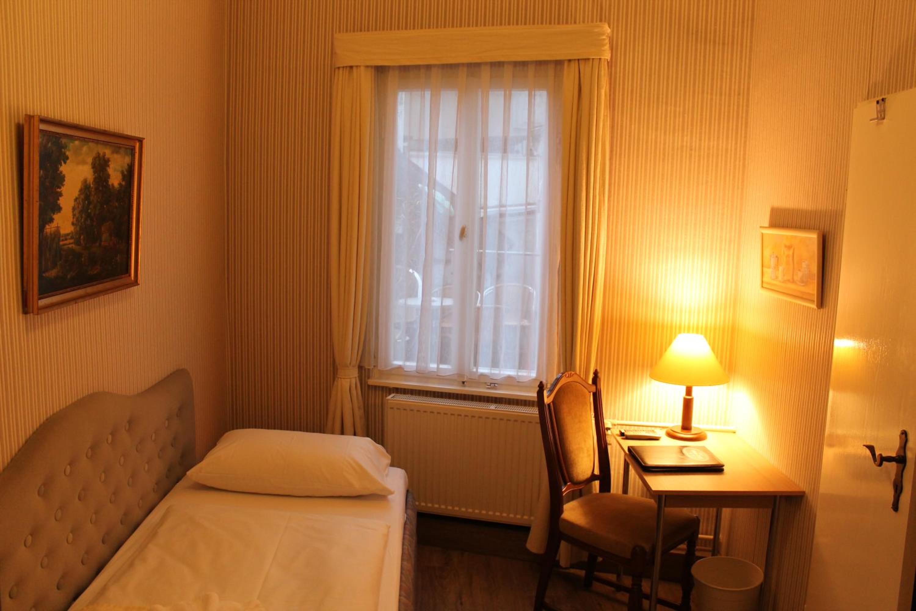 Single Room photo 1