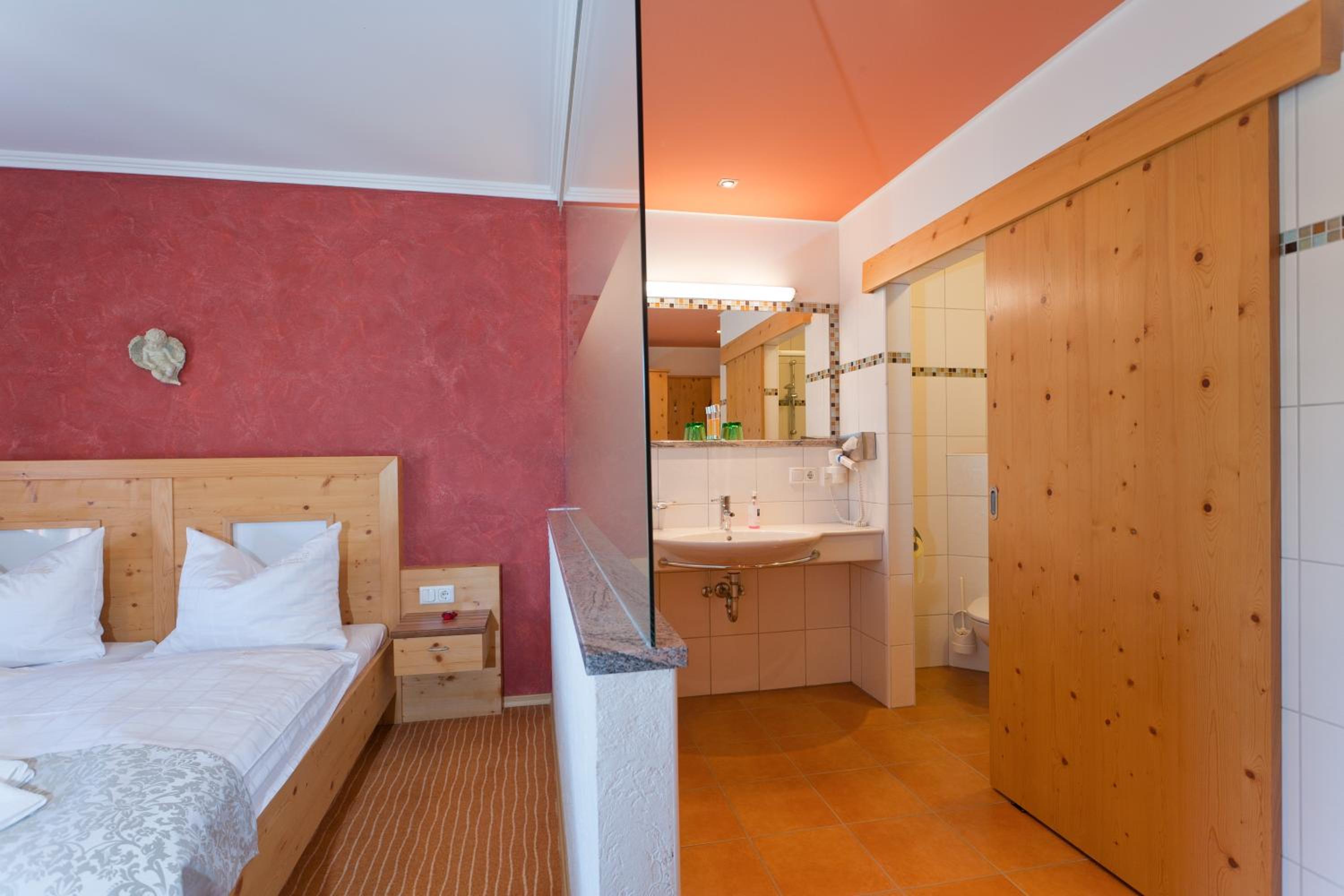Superior Double Room - Photo 6