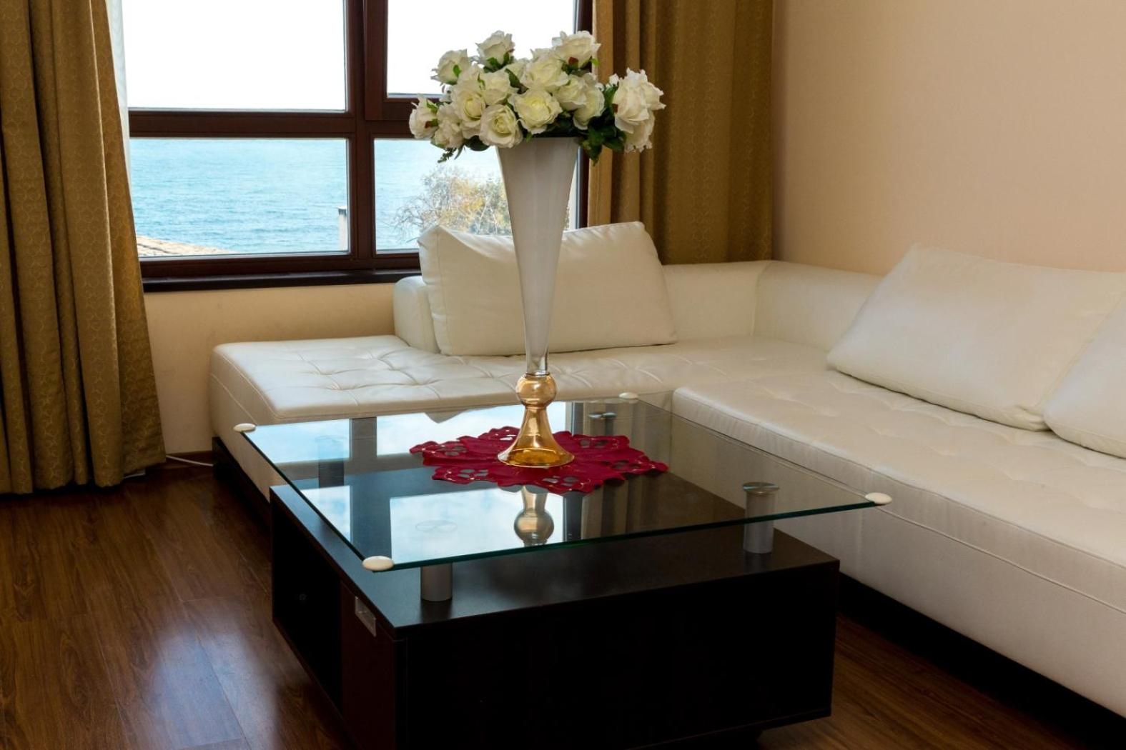 Apartment with Sea View photo 1