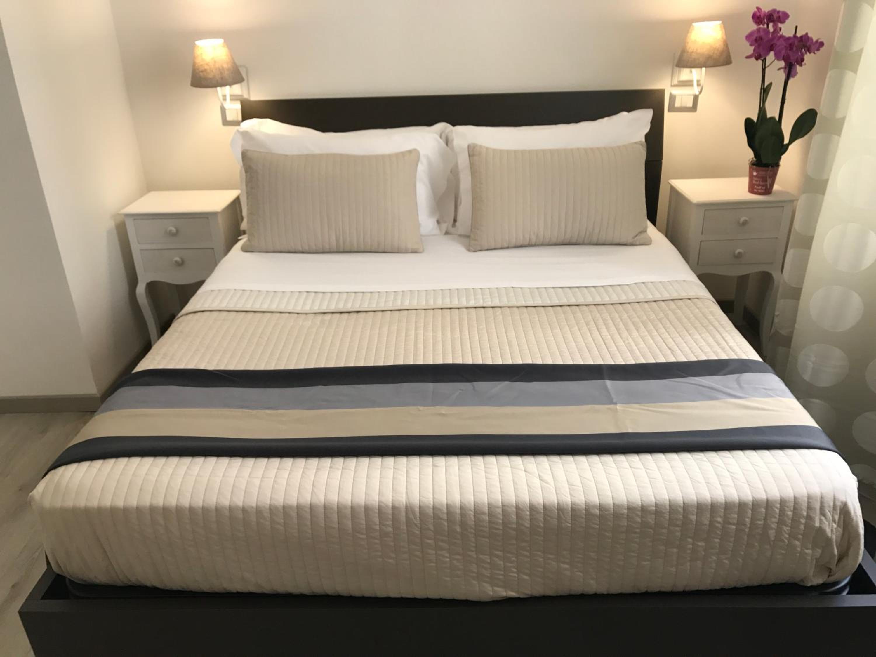 Double Room with Private Bathroom photo 1