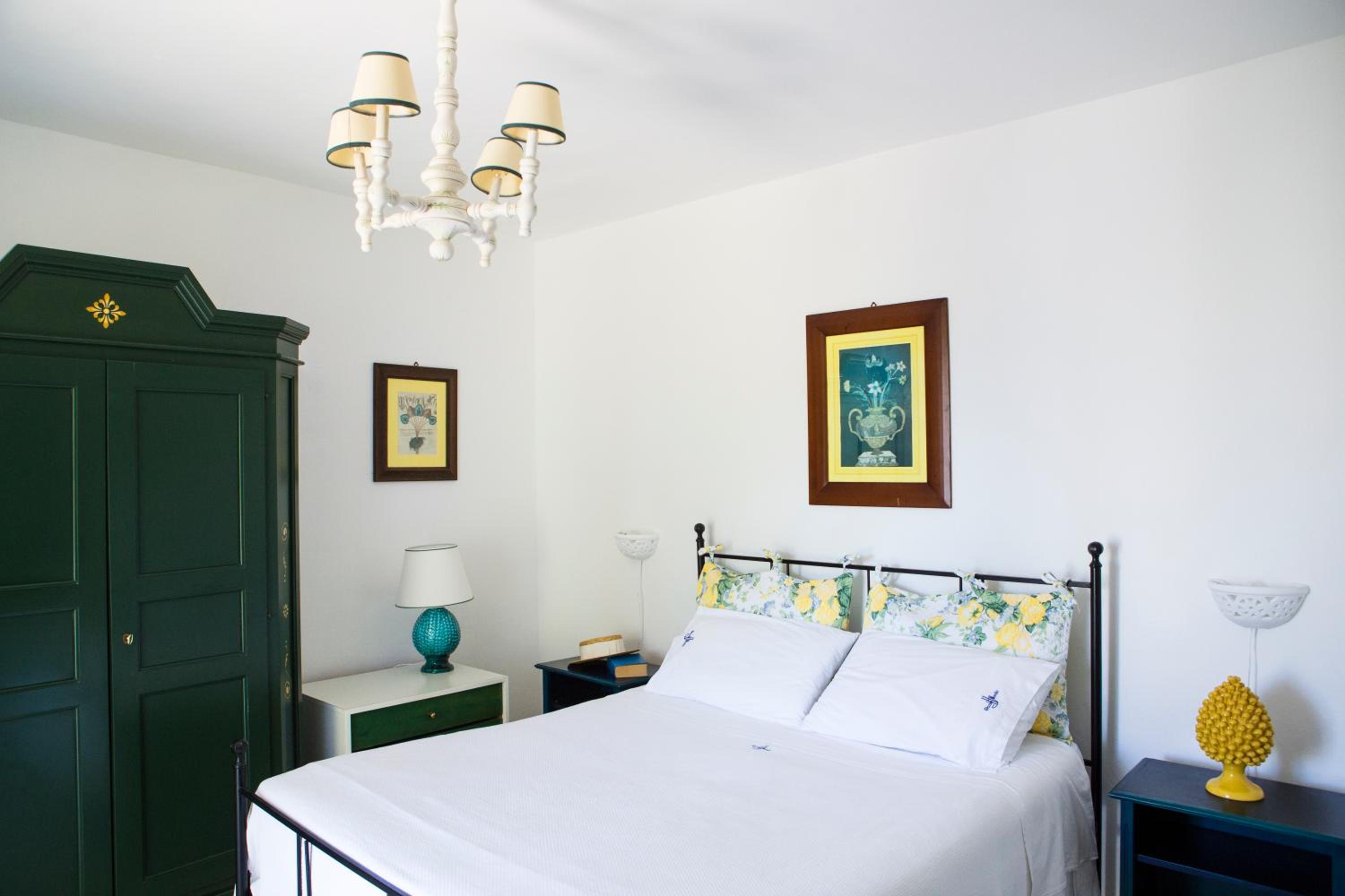 Double Room - Photo 1