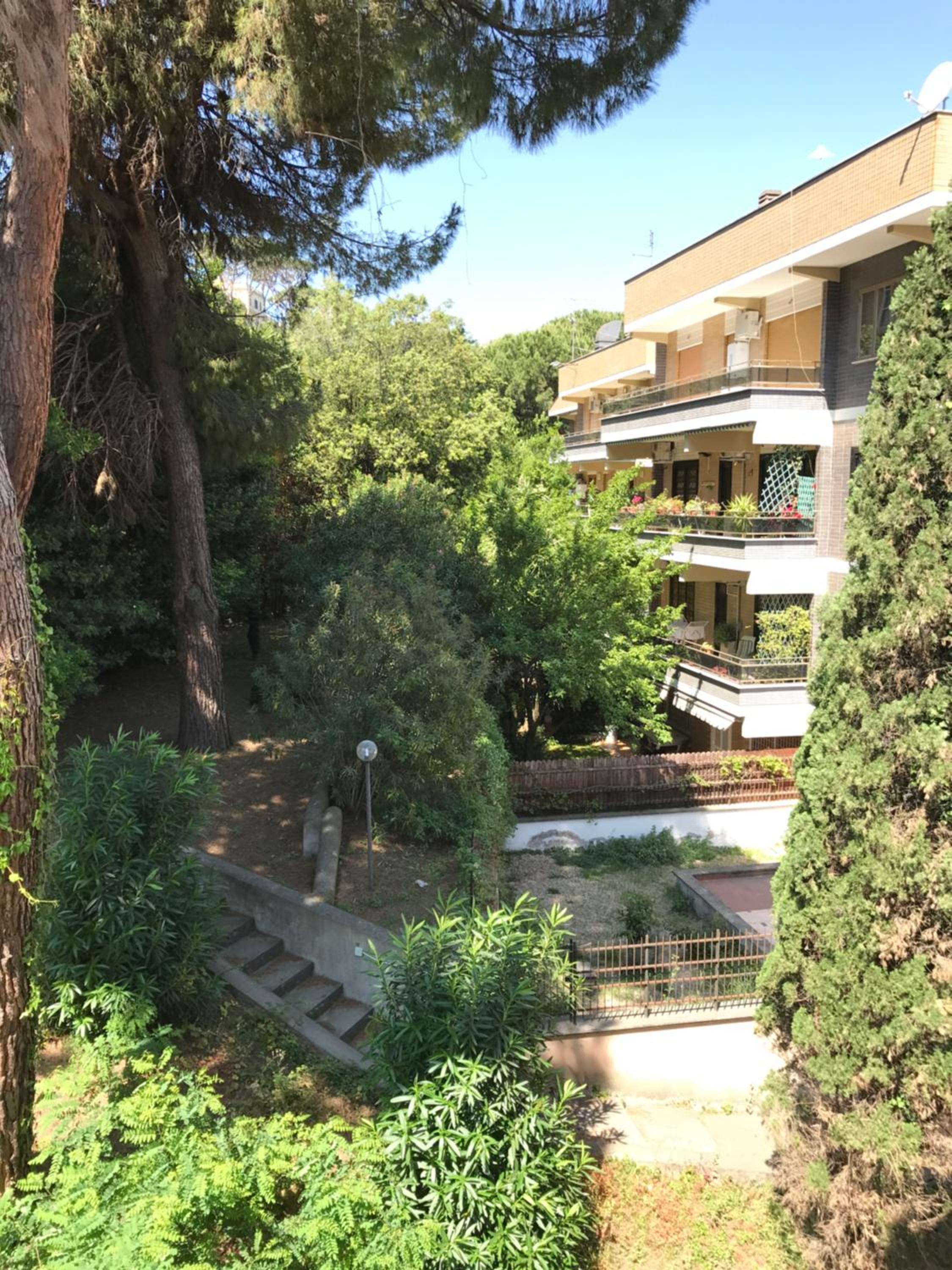 Deluxe Double Room with Extra Bed photo 3