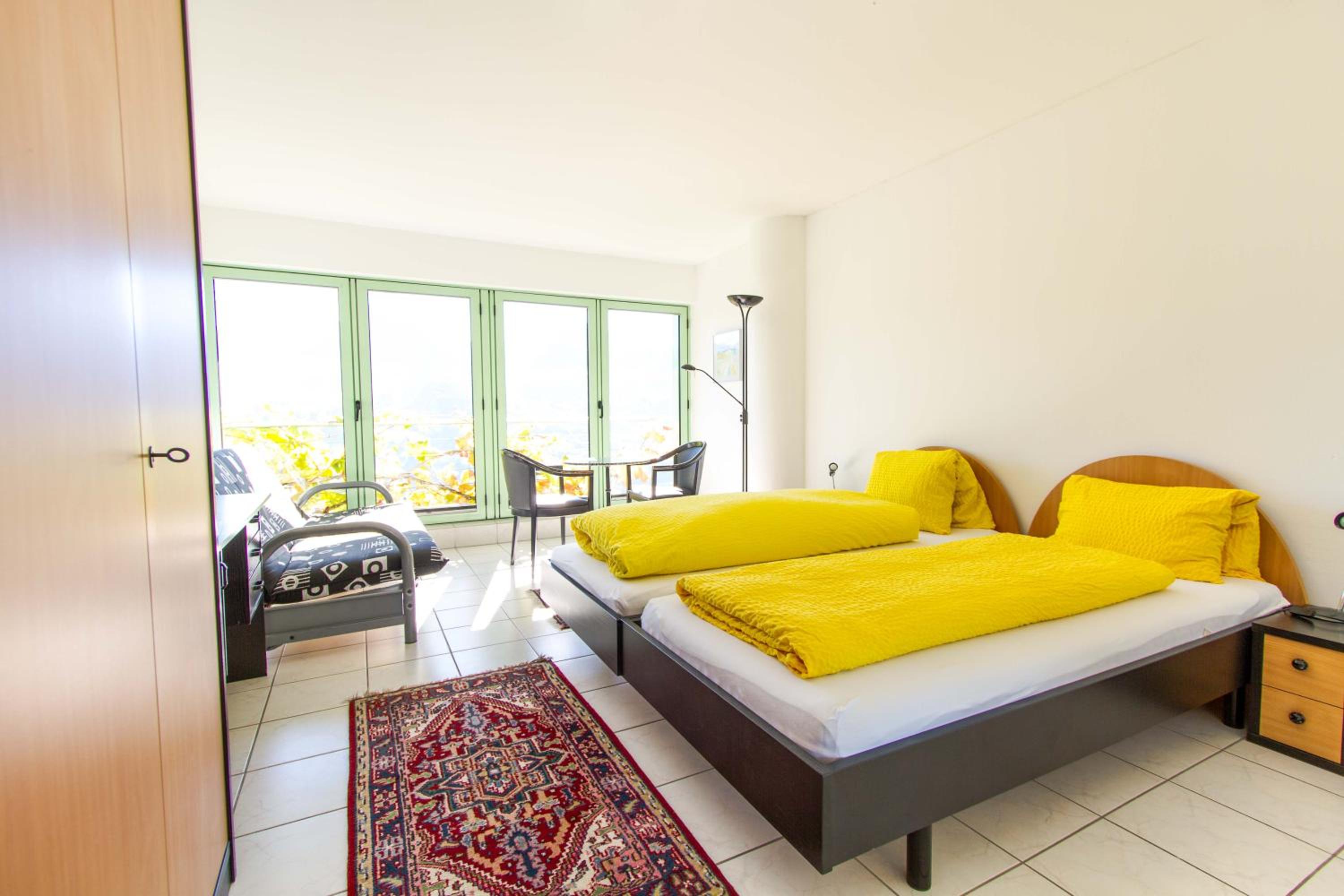 Double Room - Photo 6