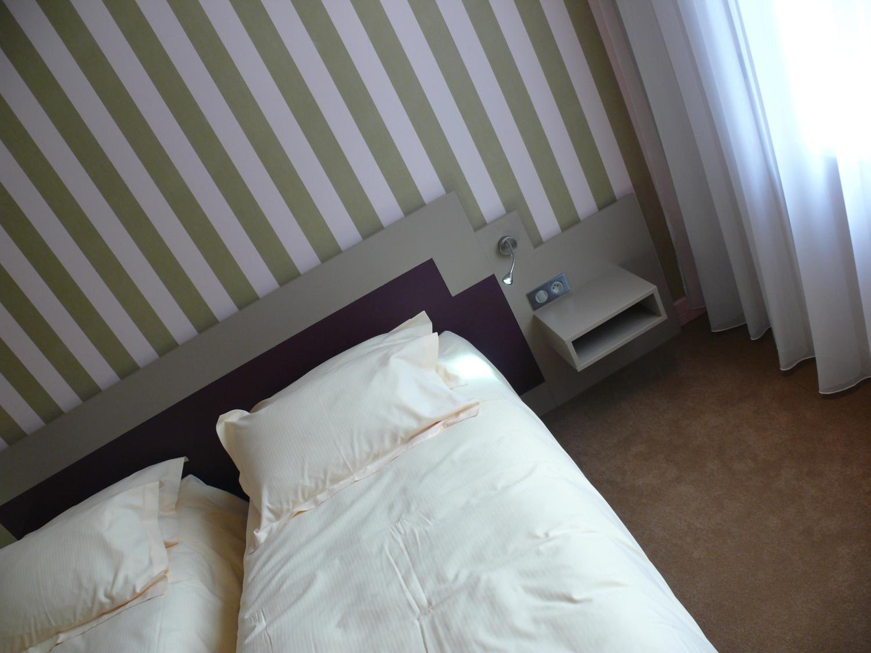 Comfort Twin Room - Photo 4