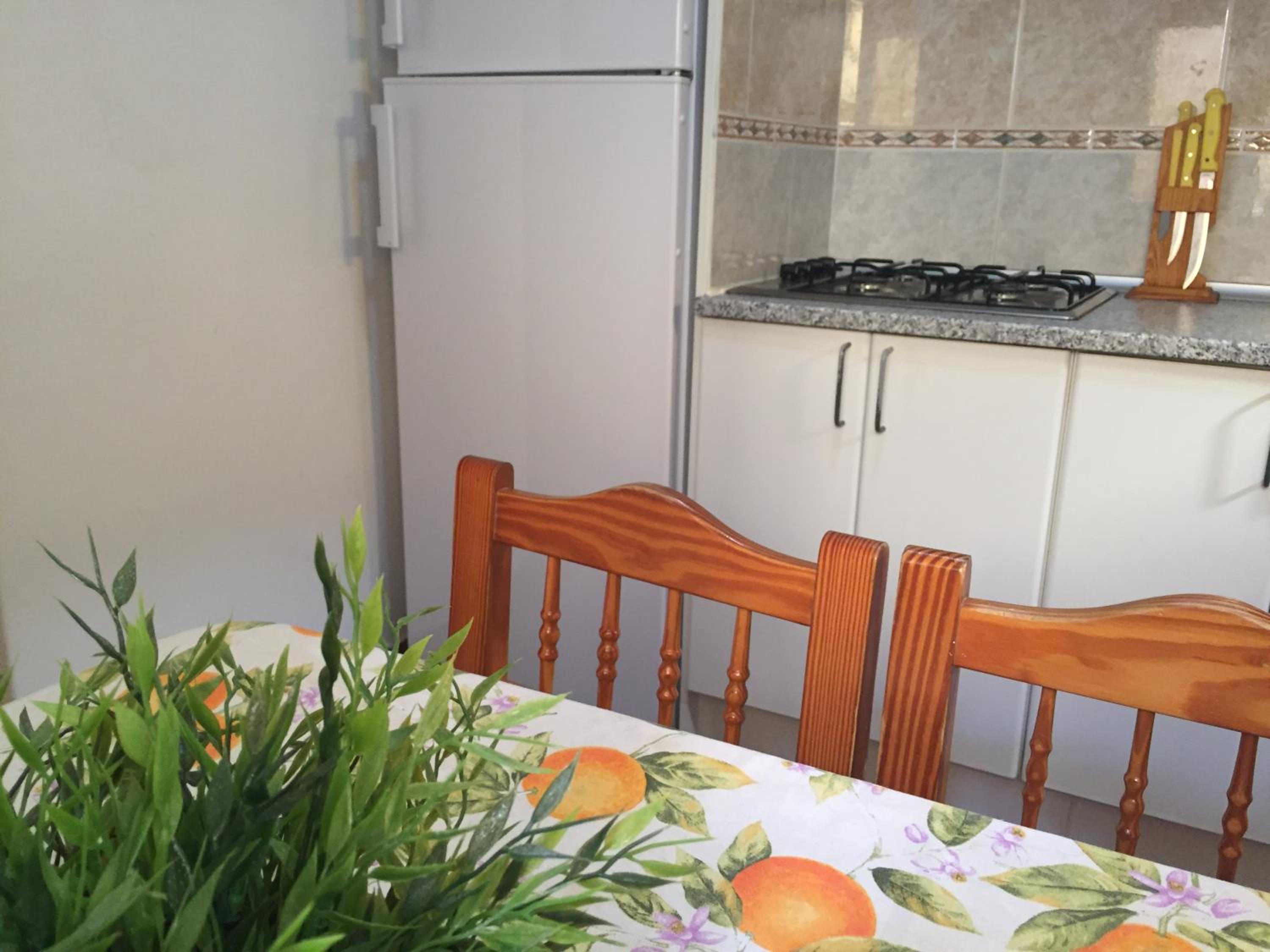 Standard Twin Room with Shared Bathroom photo 3
