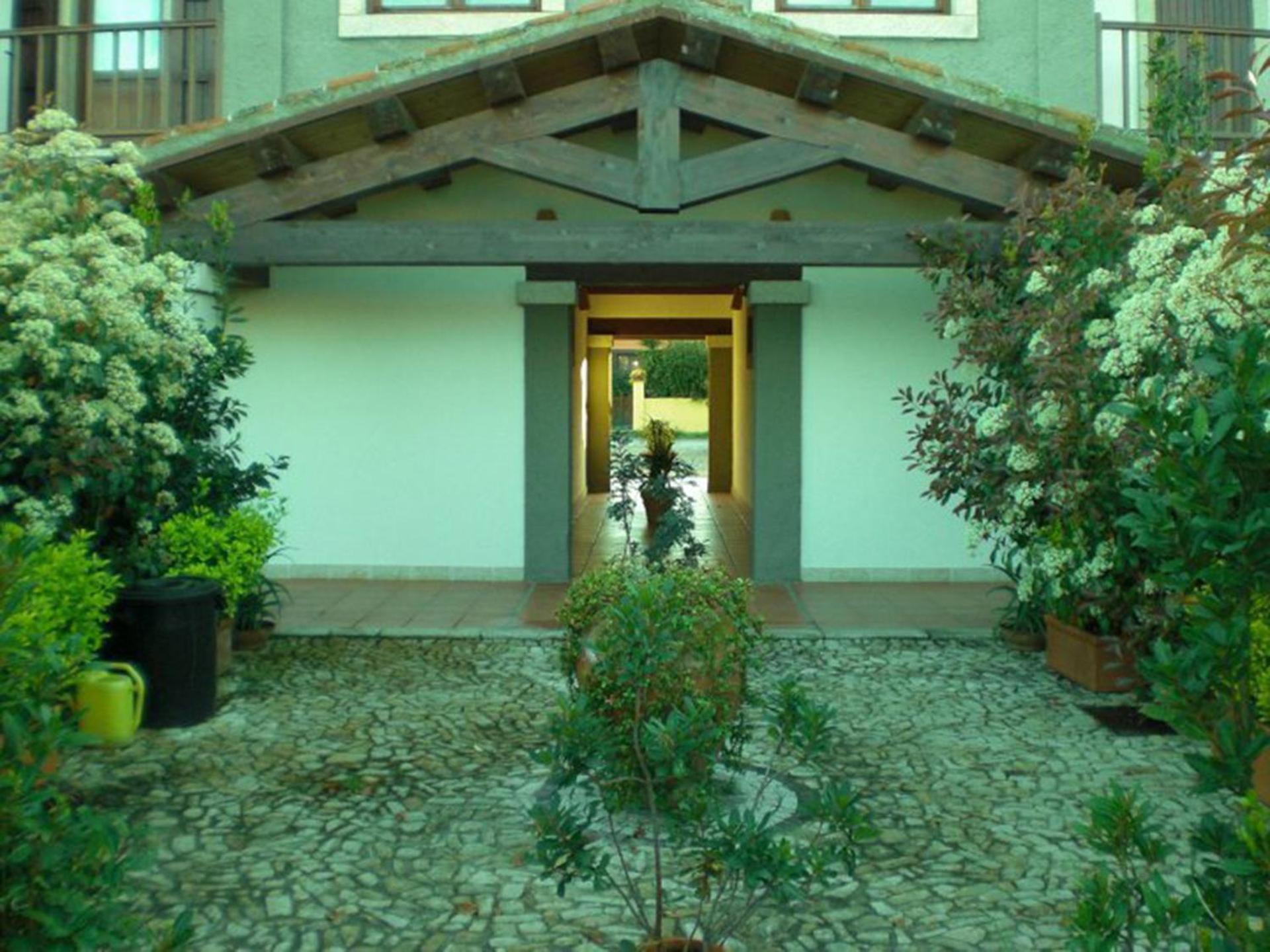 One-Bedroom House photo 2