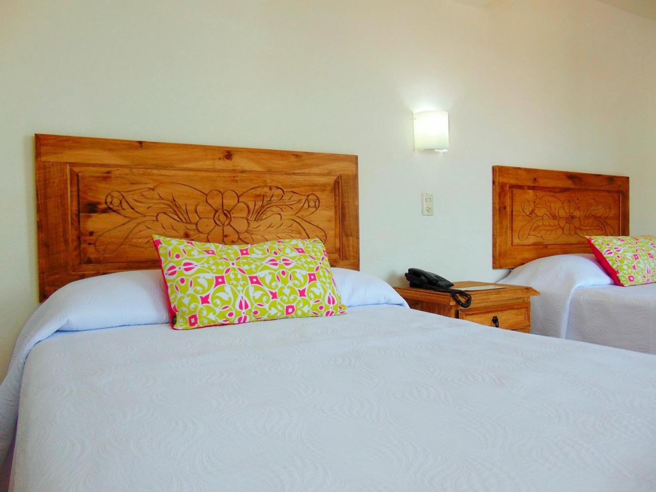 Standard Double Room with Two Double Beds - Photo 8