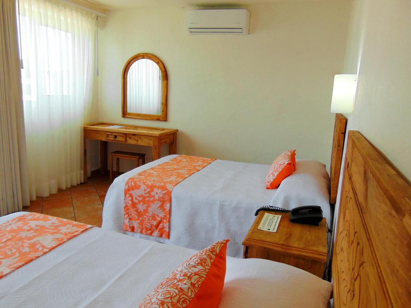 Standard Double Room with Two Double Beds - Photo 3