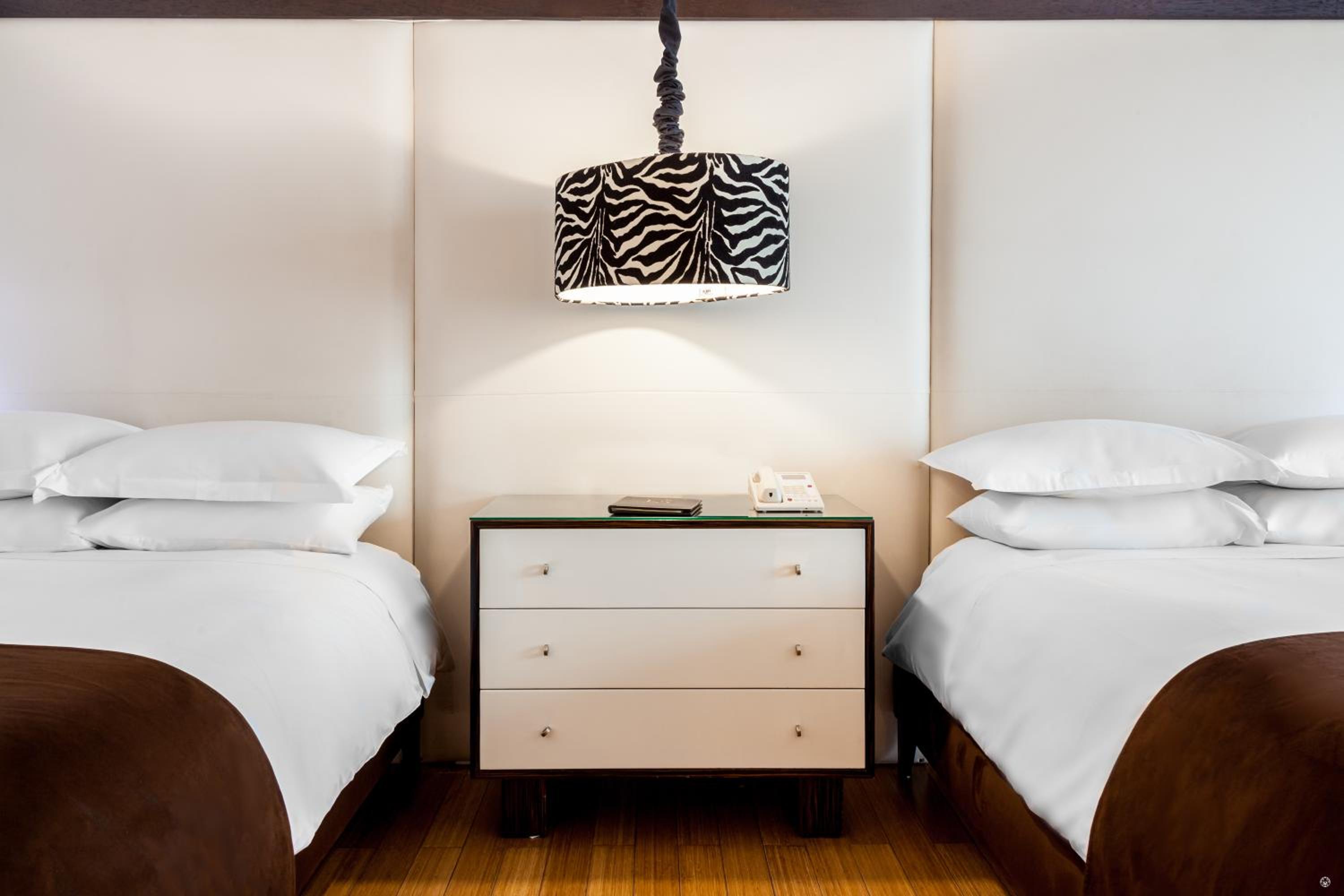 Junior Suite with Two Queen Beds