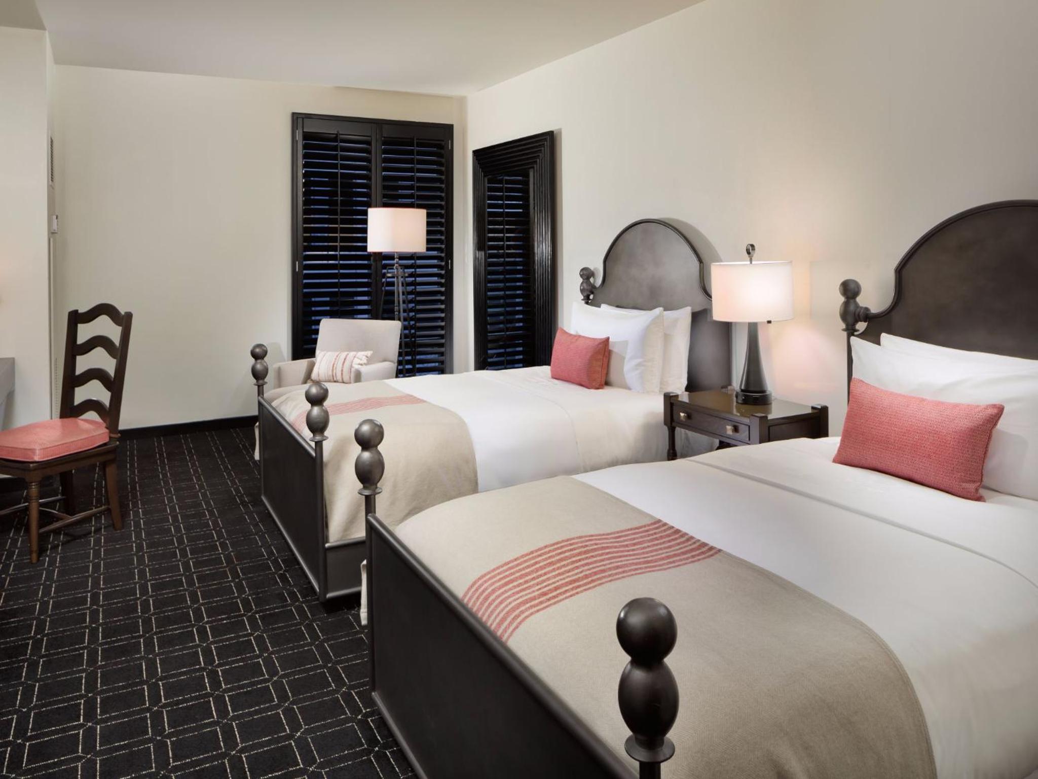 Double Room with River View - Photo 1