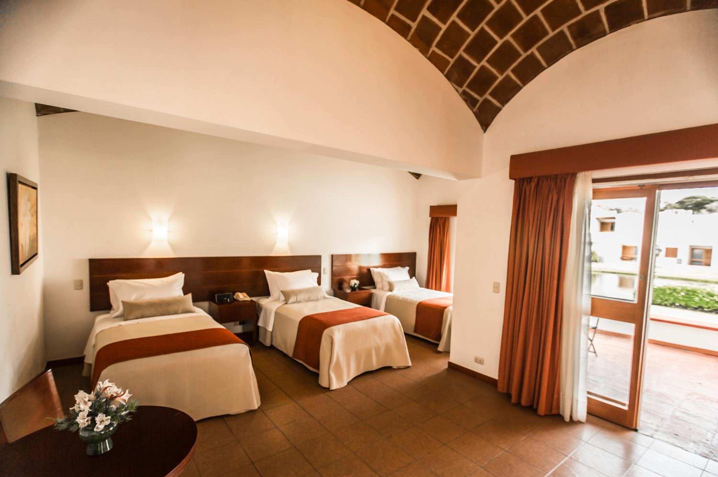 Standard Triple Room - Photo 2