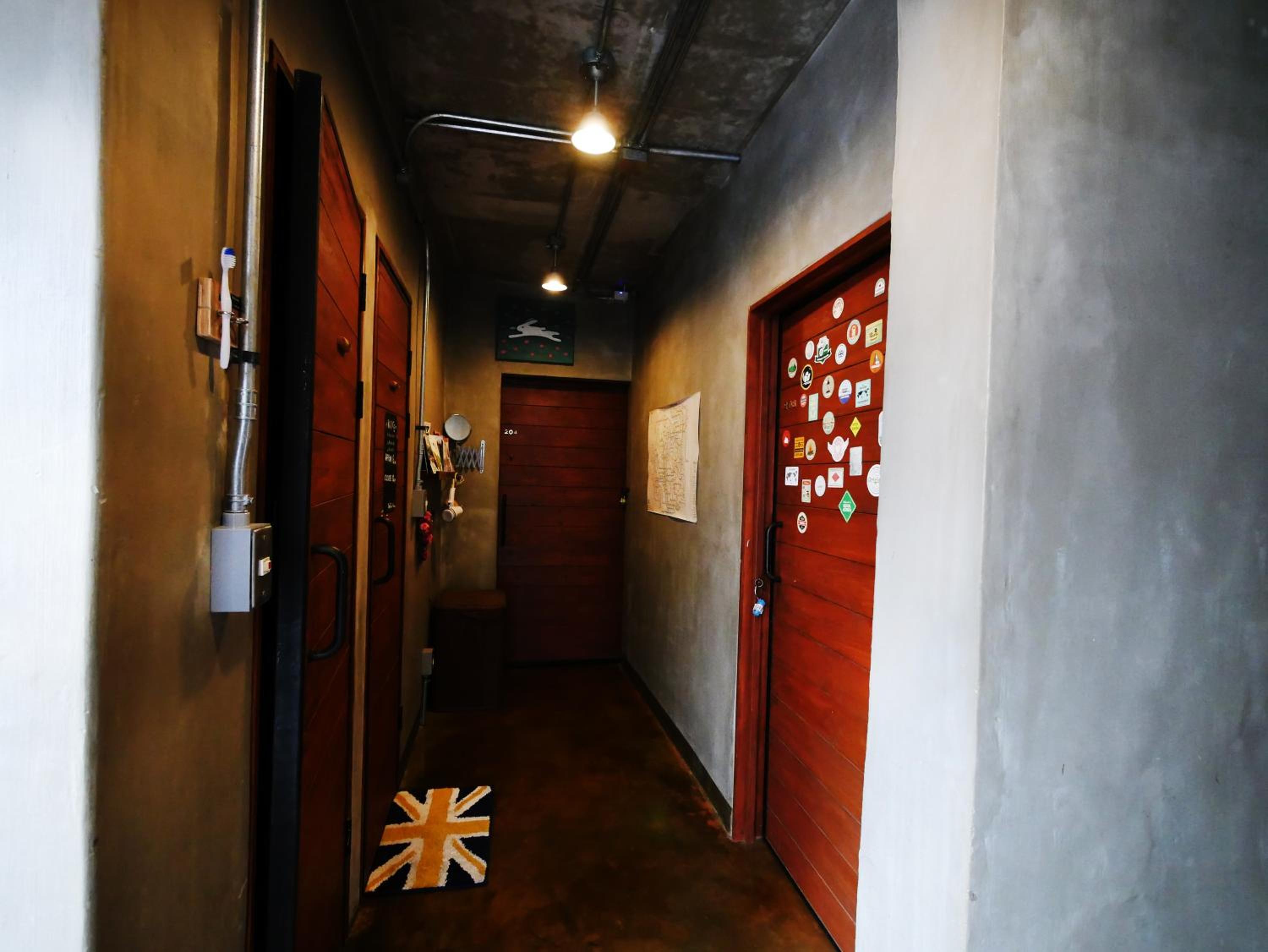 Standard Single Room with Shared Bathroom