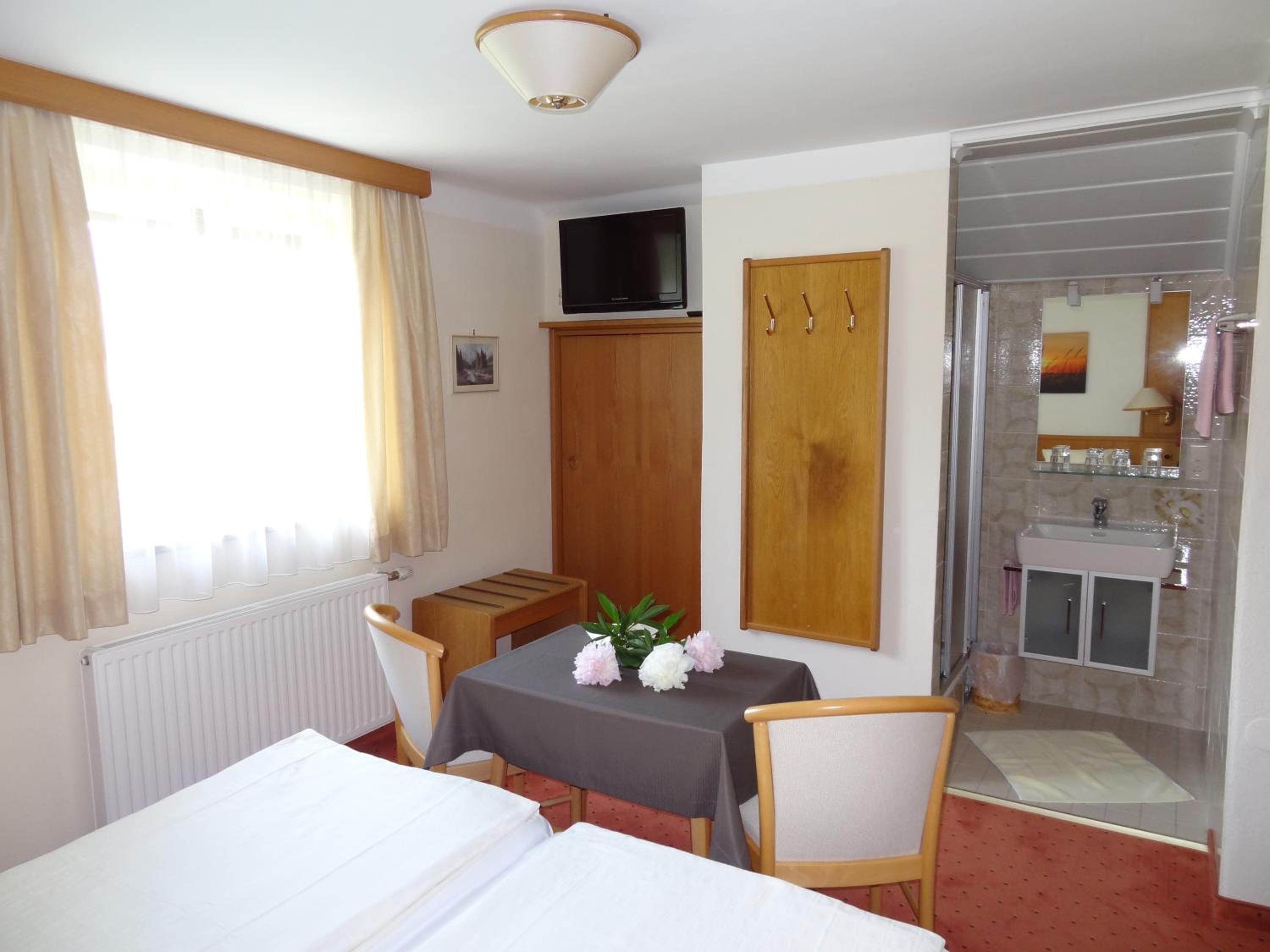 Double Room photo 2