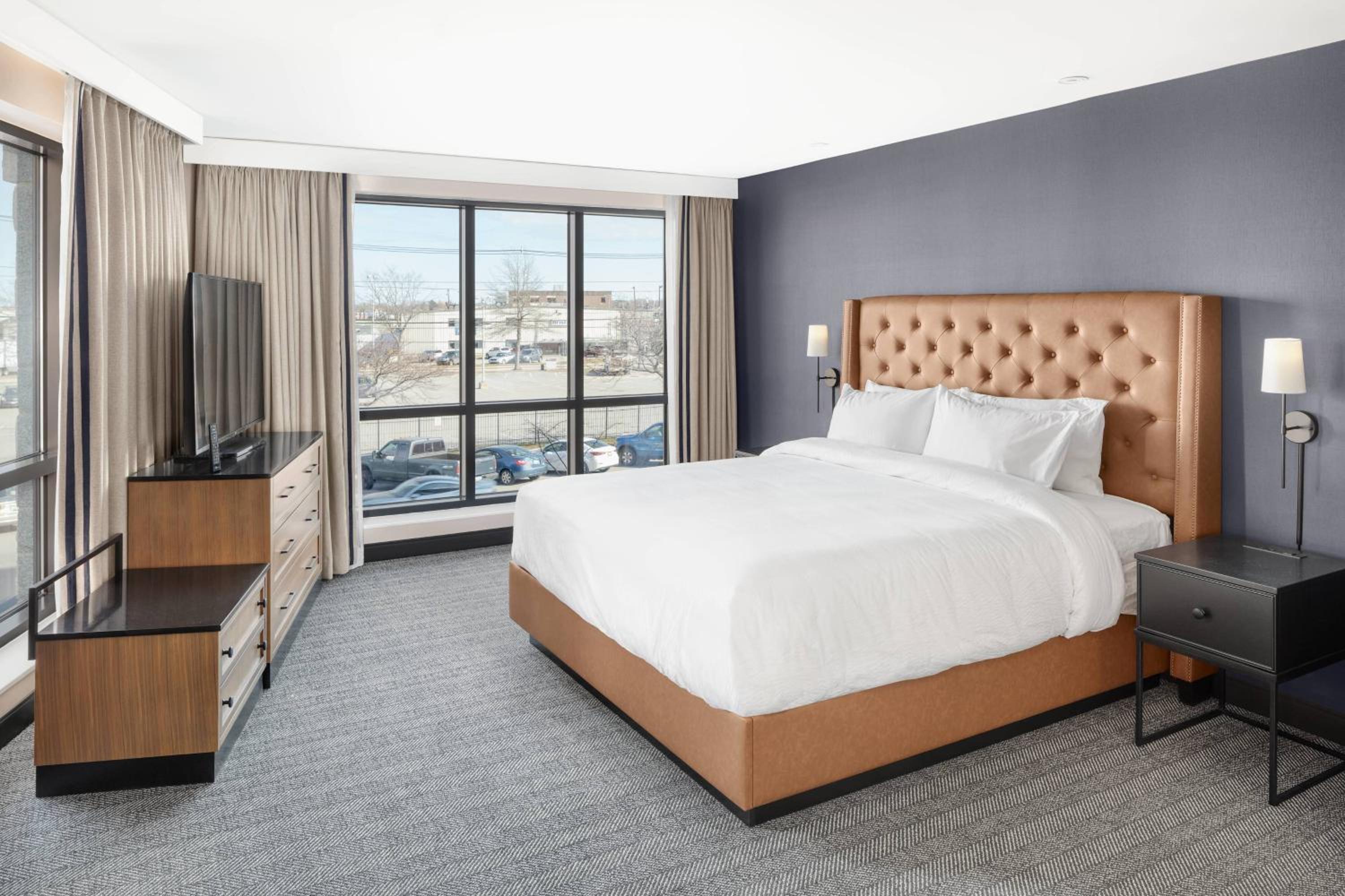 One-Bedroom King Suite with Sofa Bed