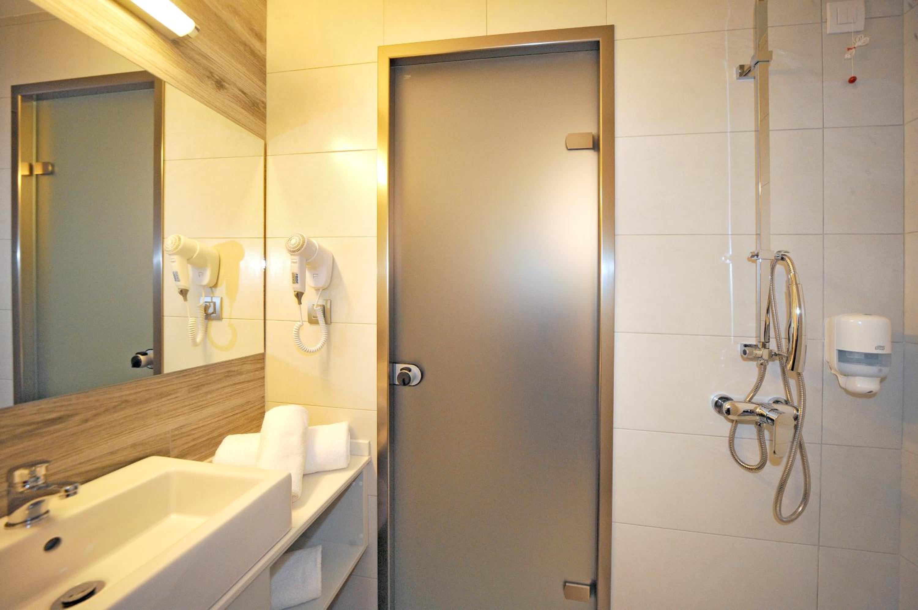 Apartment - Photo 3
