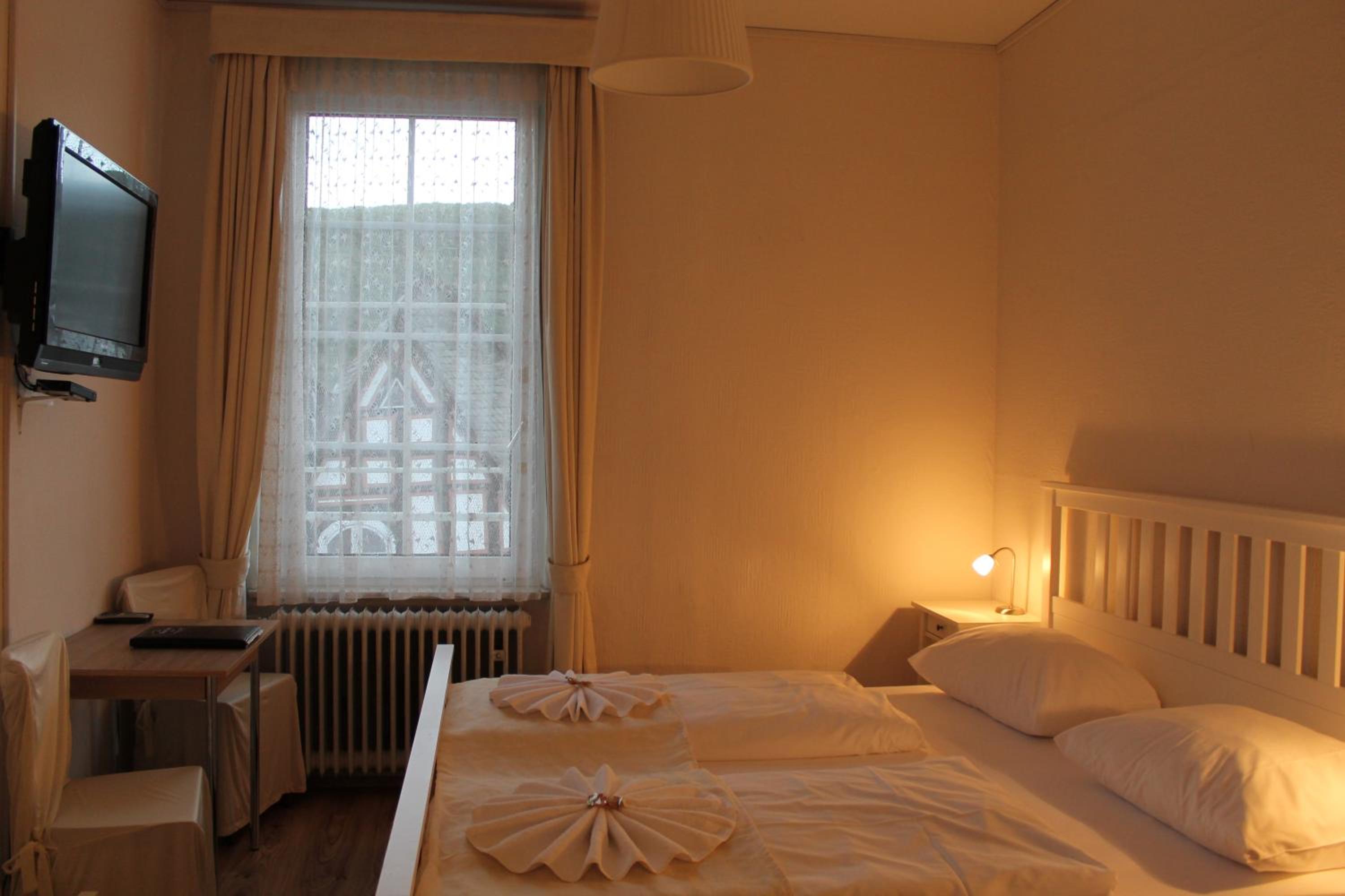 Double Room - Photo 2