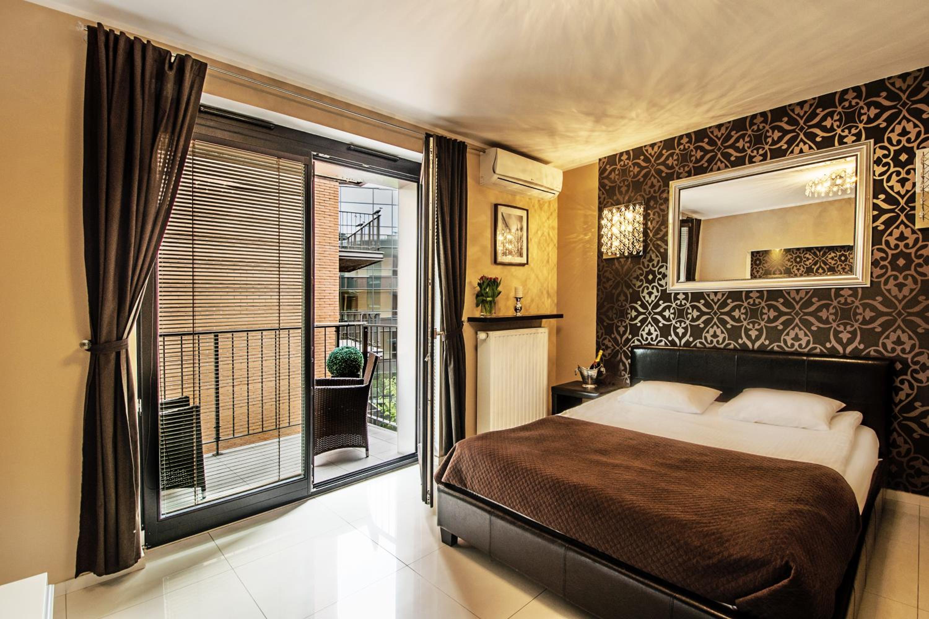 Deluxe Apartment with Air Conditioning