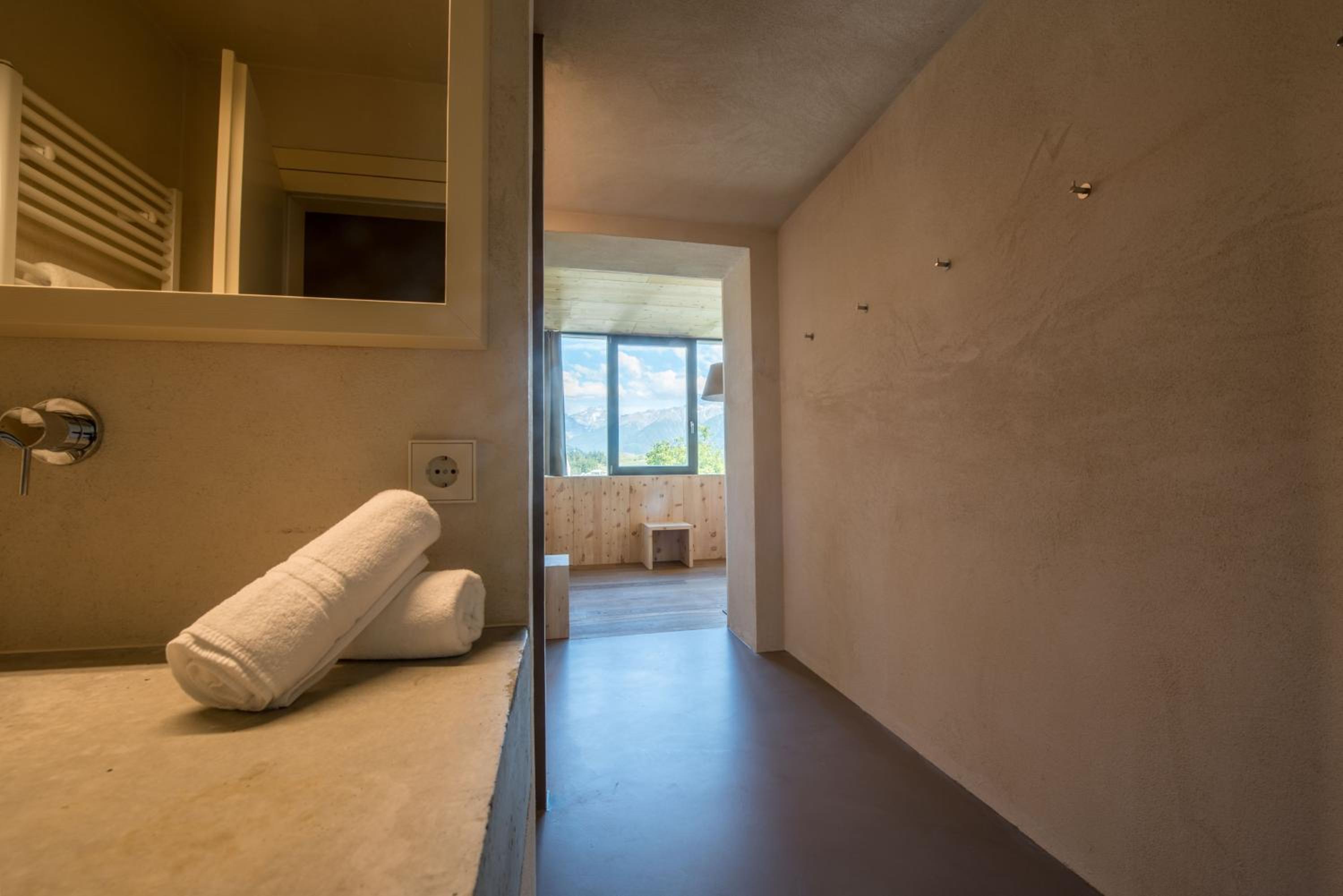 Superior King or Twin Room - Photo 3