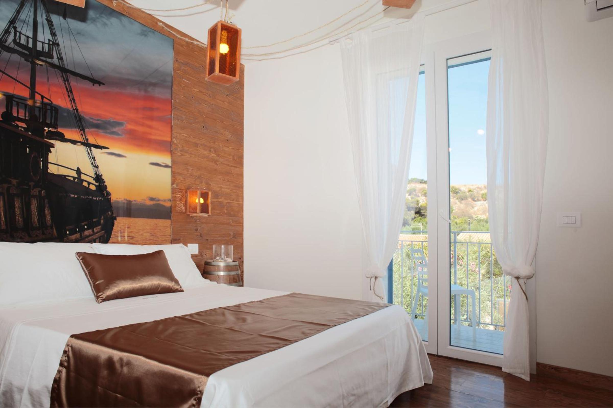 Double Room with Balcony photo 3