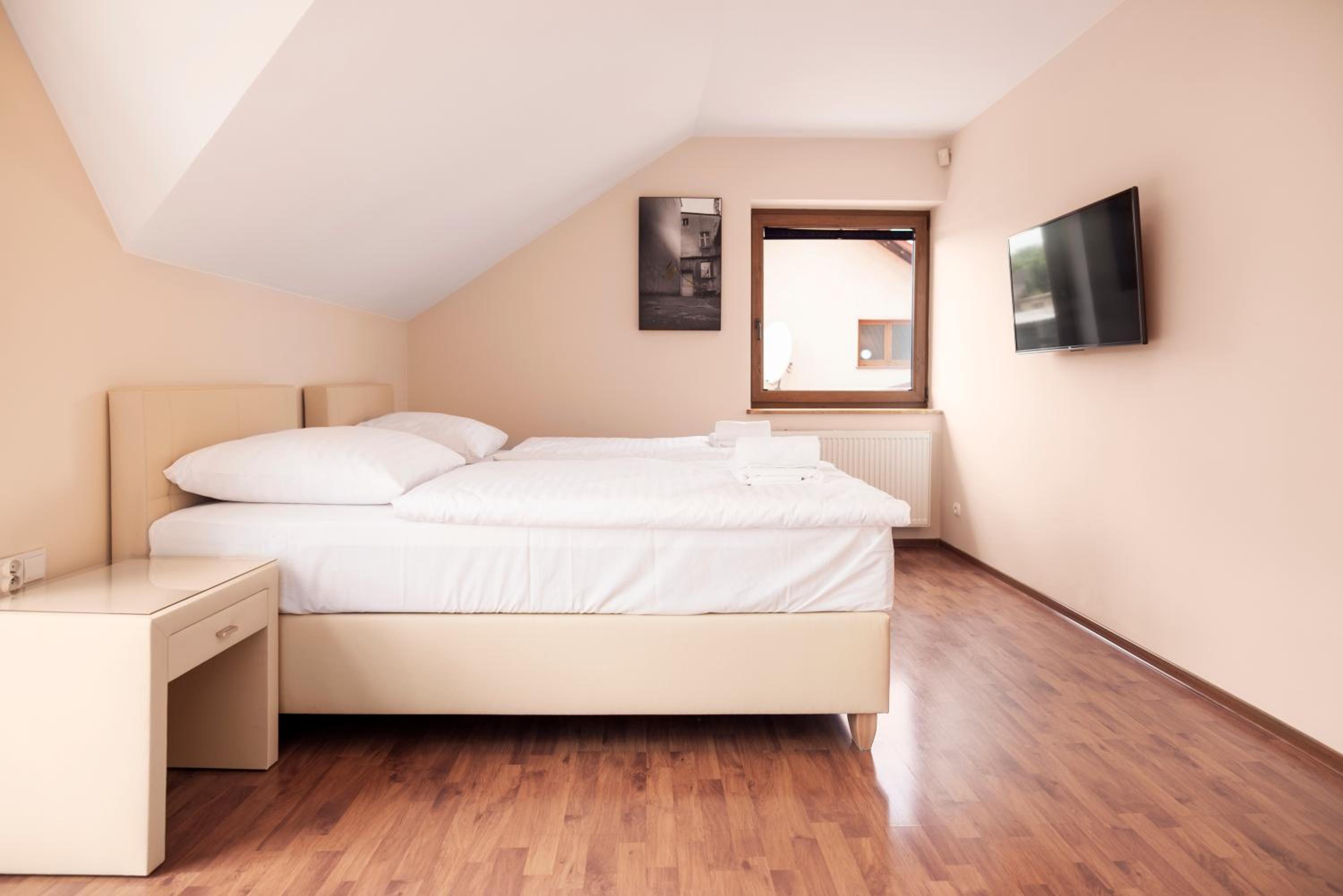 Double Room with Shared Bathroom