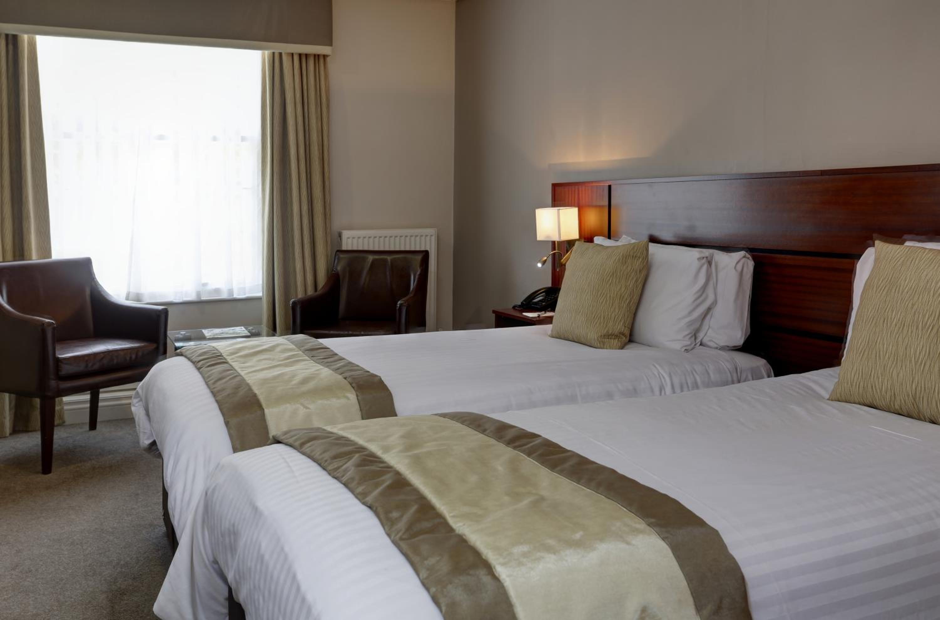 Standard Twin Room photo 3
