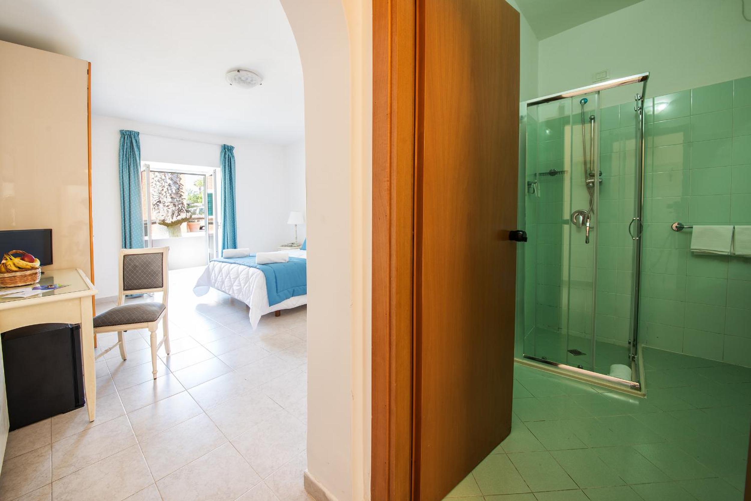 Triple Room - Photo 1