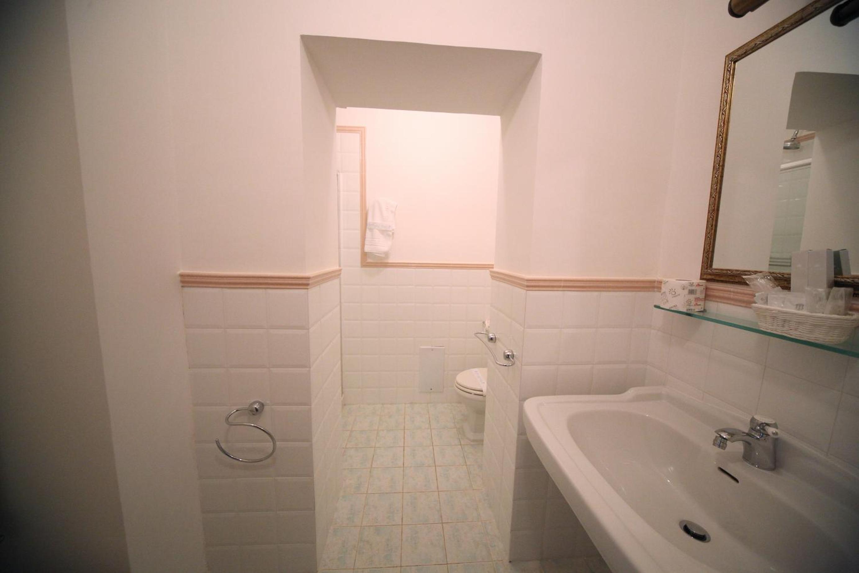Comfort Triple Room photo 3