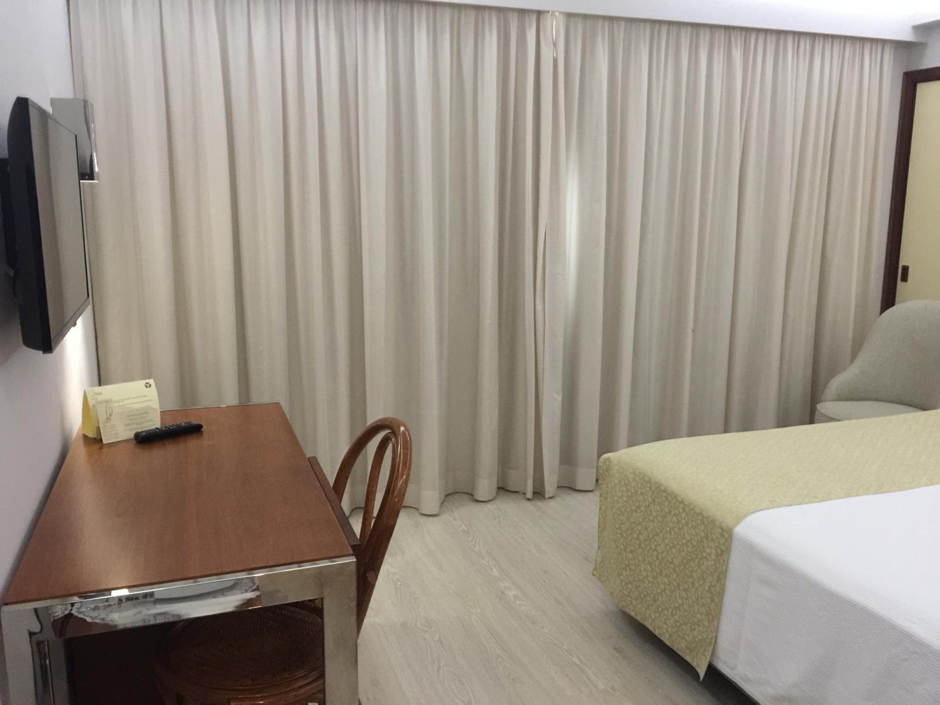 Basic Double Room with Land View - Photo 1