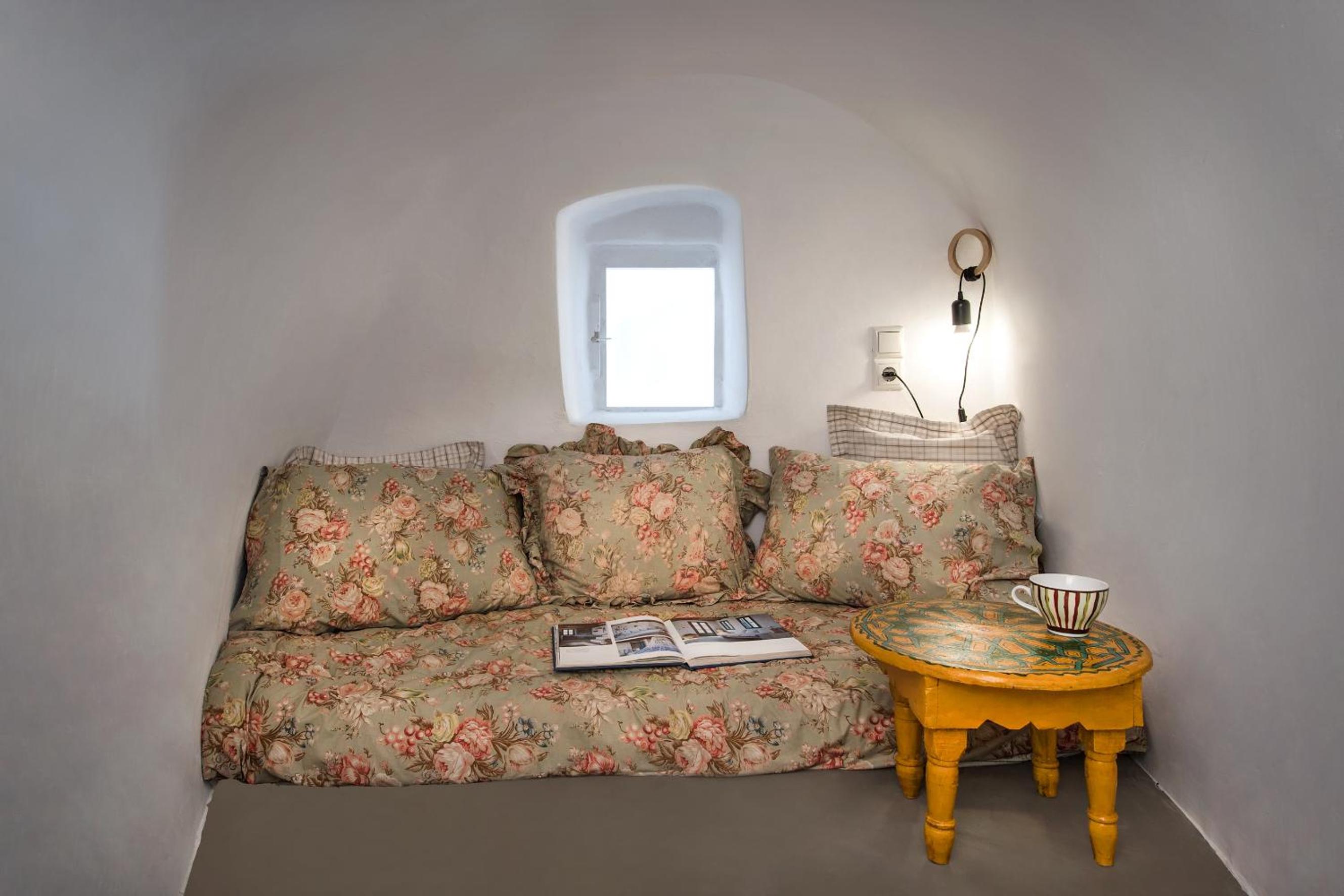 Villa with Caldera View