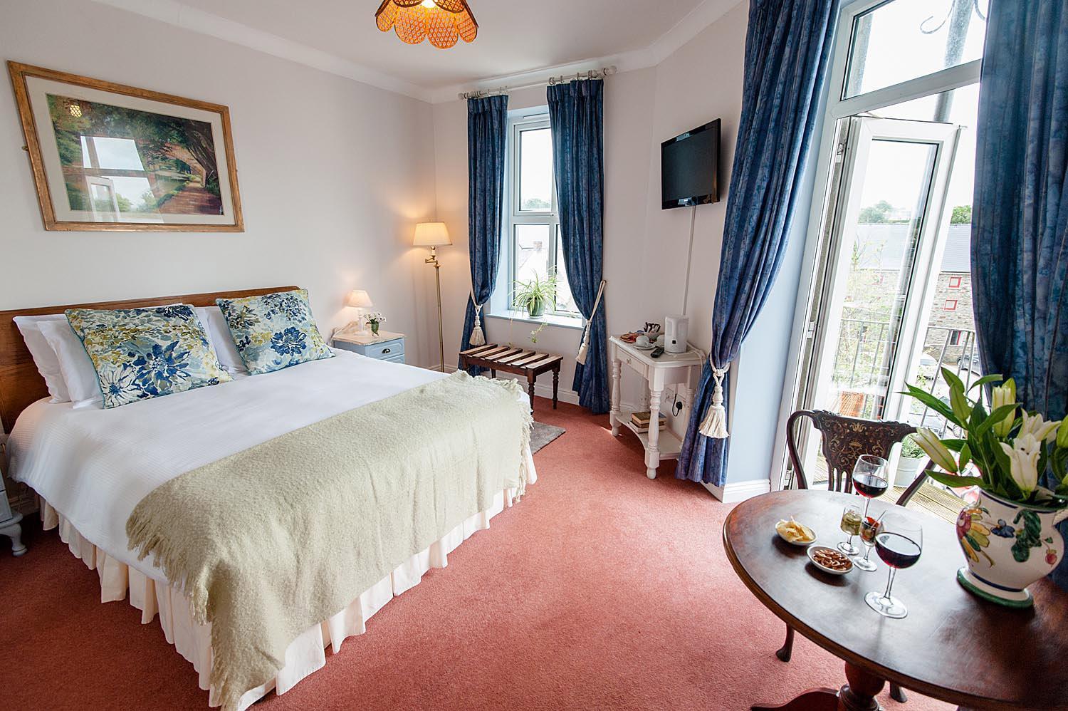 Classic Double Room with Balcony