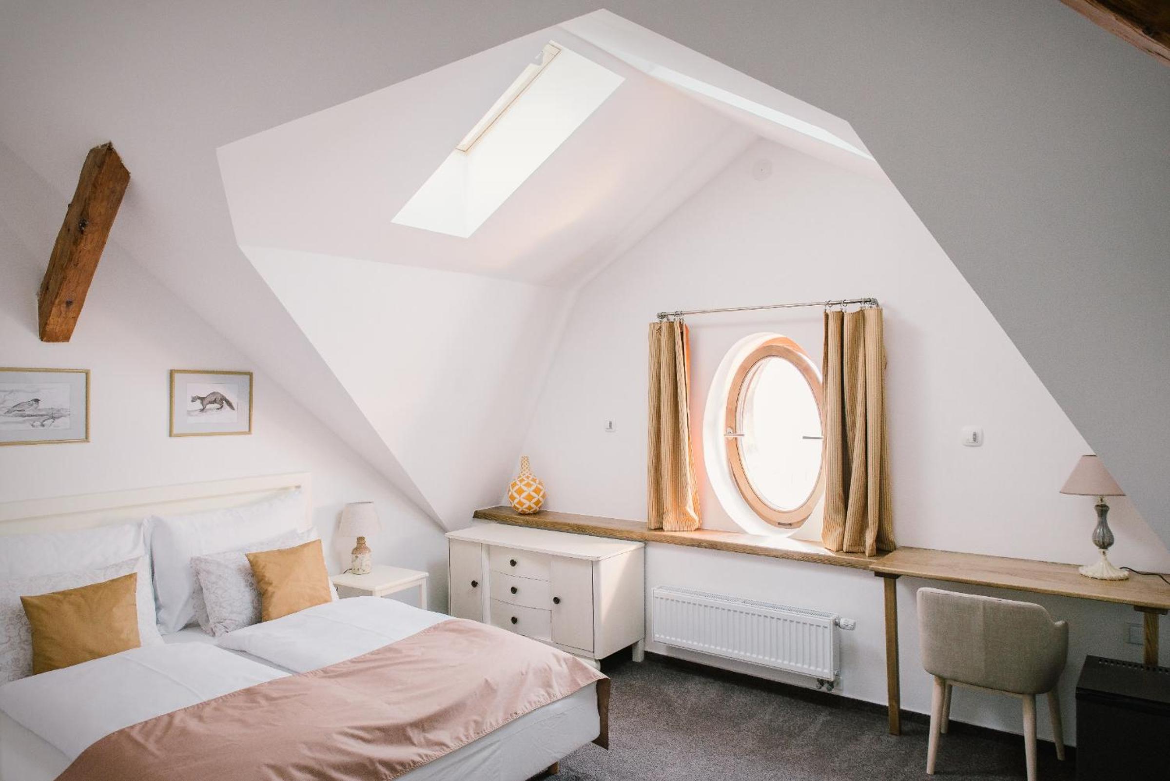 Luxury Double Room - Photo 11