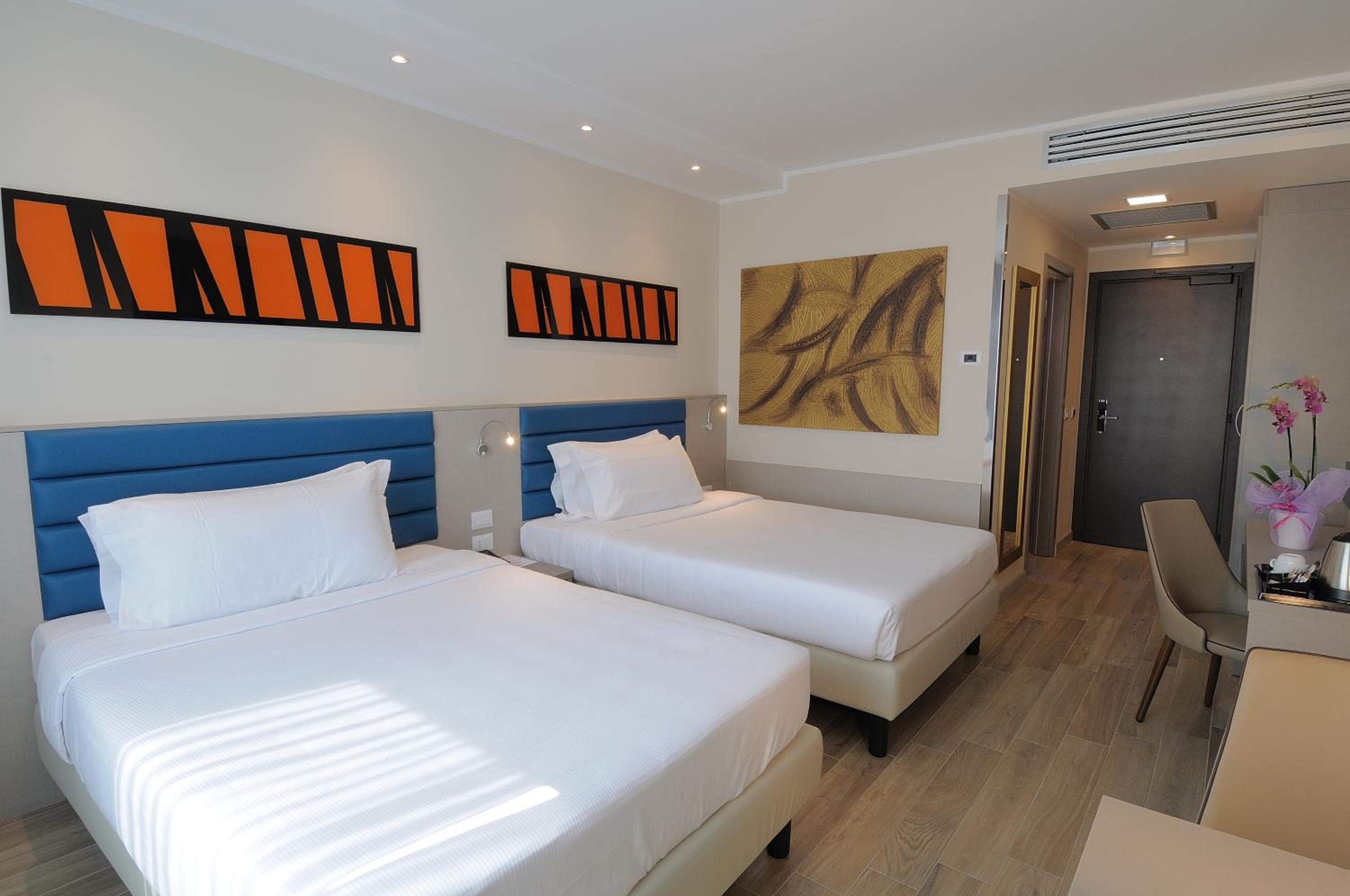 Family Room (4 Adults)
