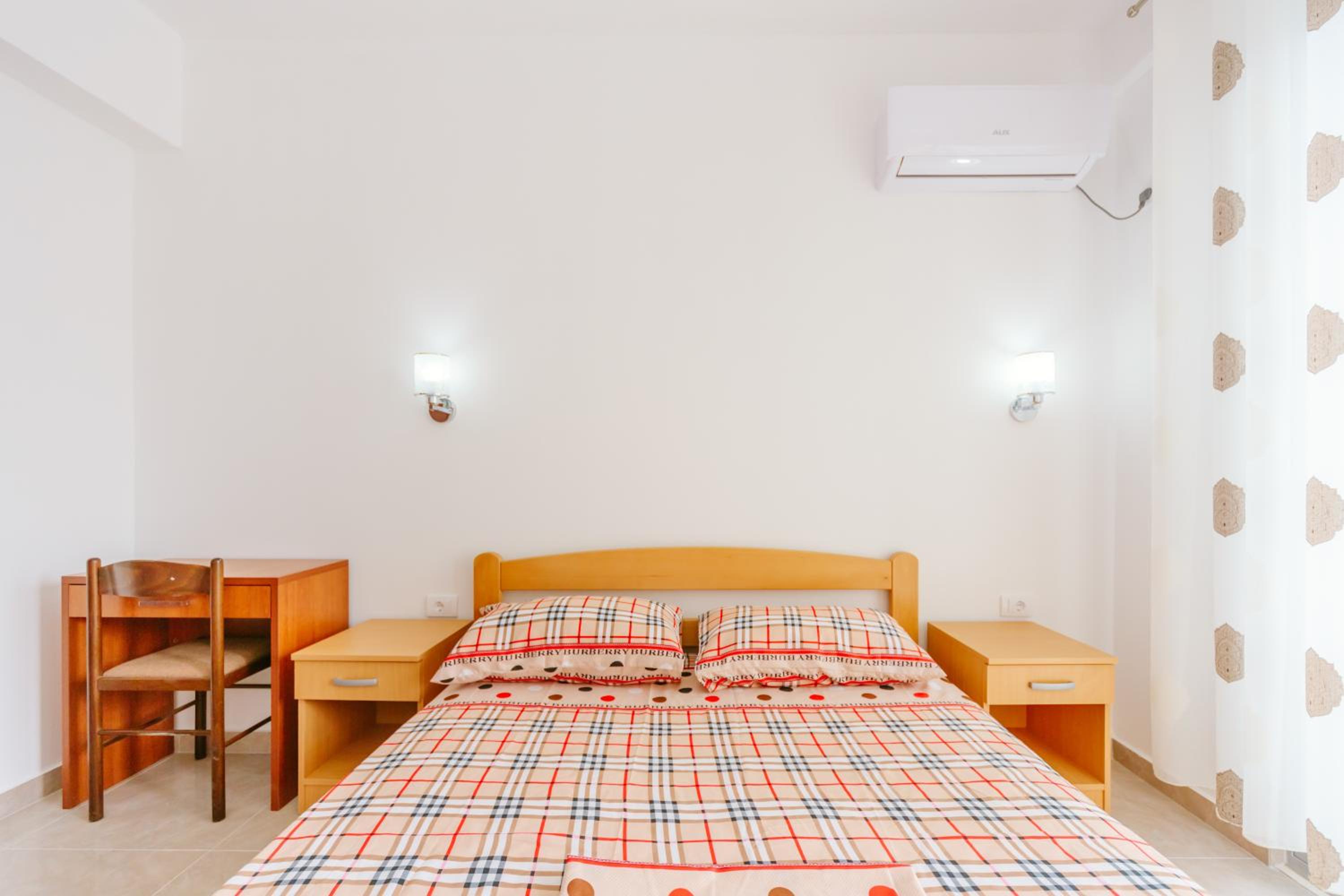 Double Room with Balcony and Sea View