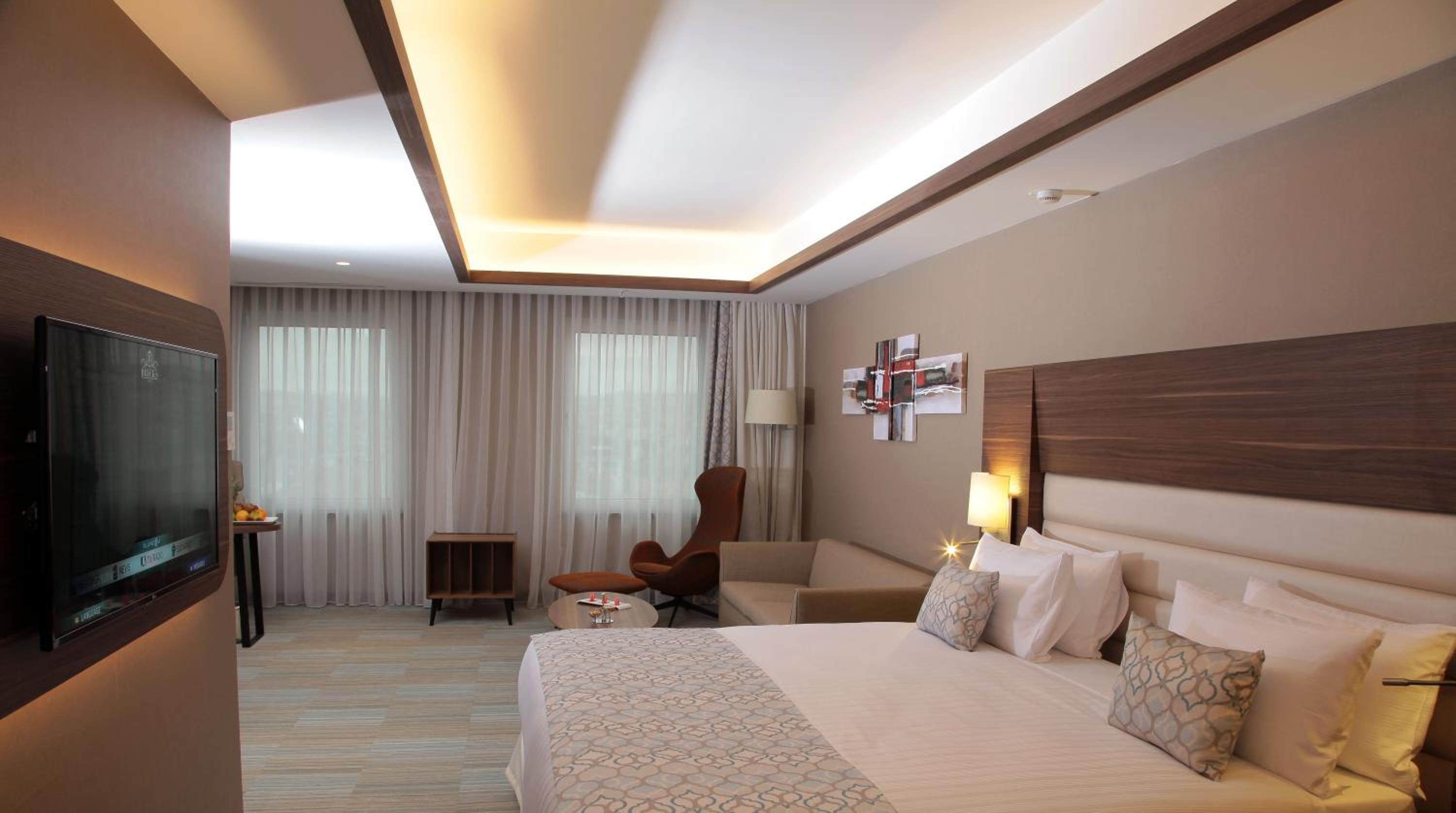 Junior Suite With Free Airport Transfer photo 1
