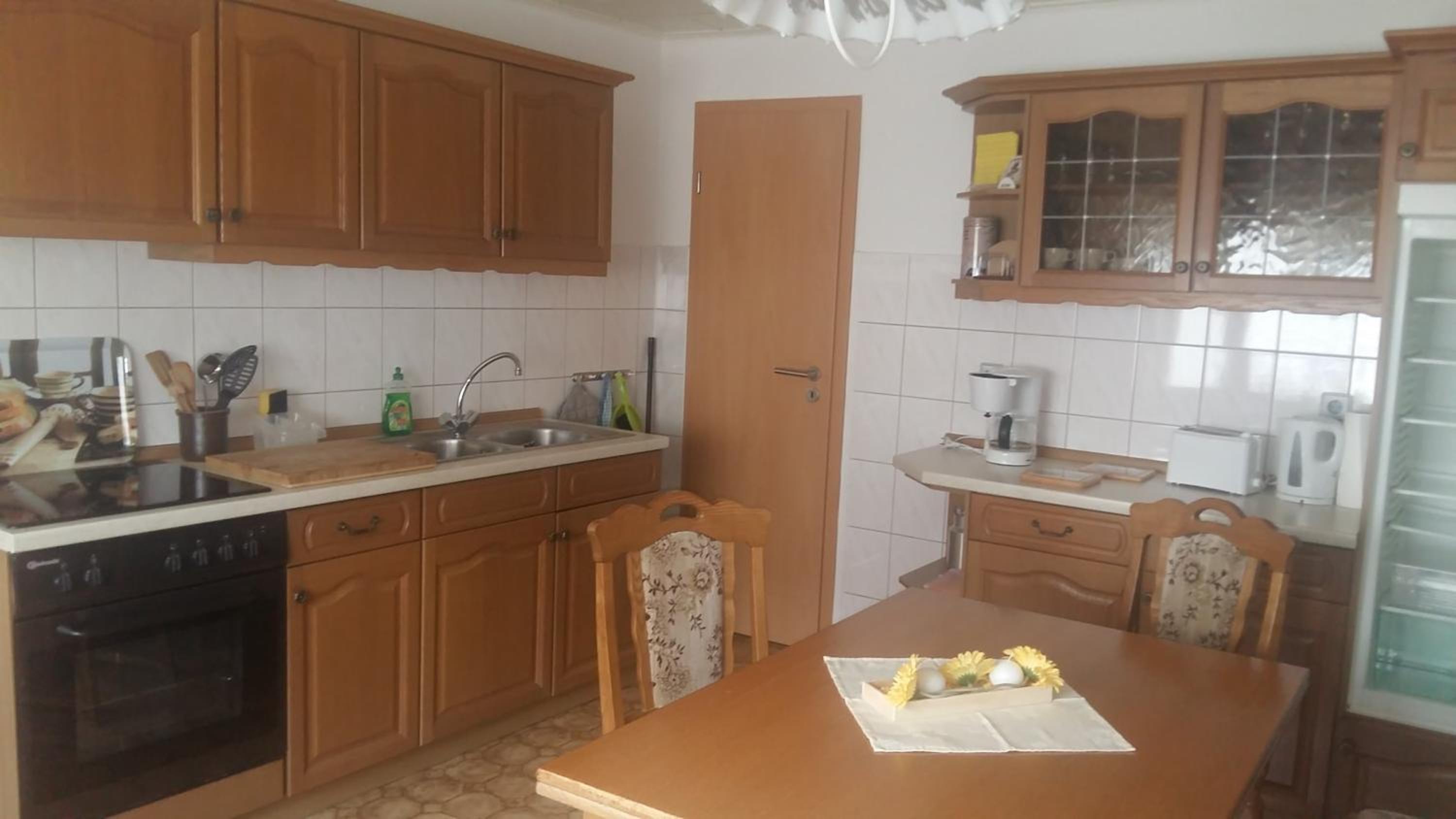 One-Bedroom Apartment - Photo 2