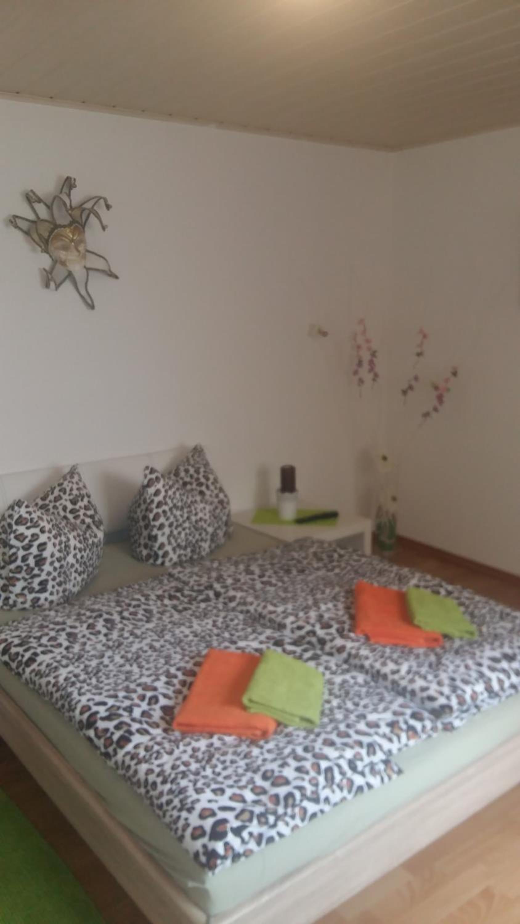 One-Bedroom Apartment - Photo 11