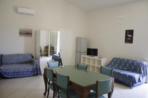 Deluxe Apartment photo 2