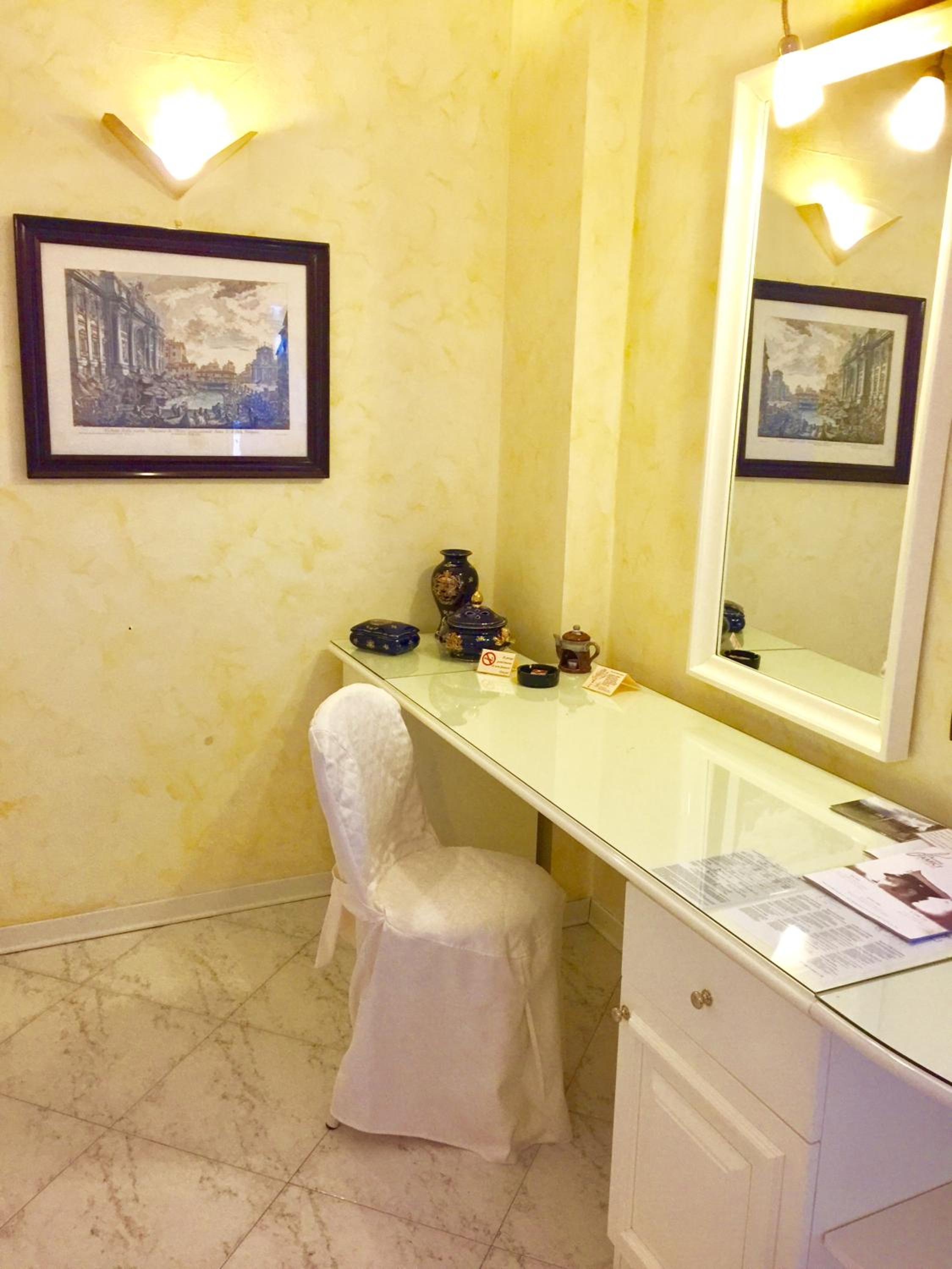 Junior Suite with Balcony photo 3