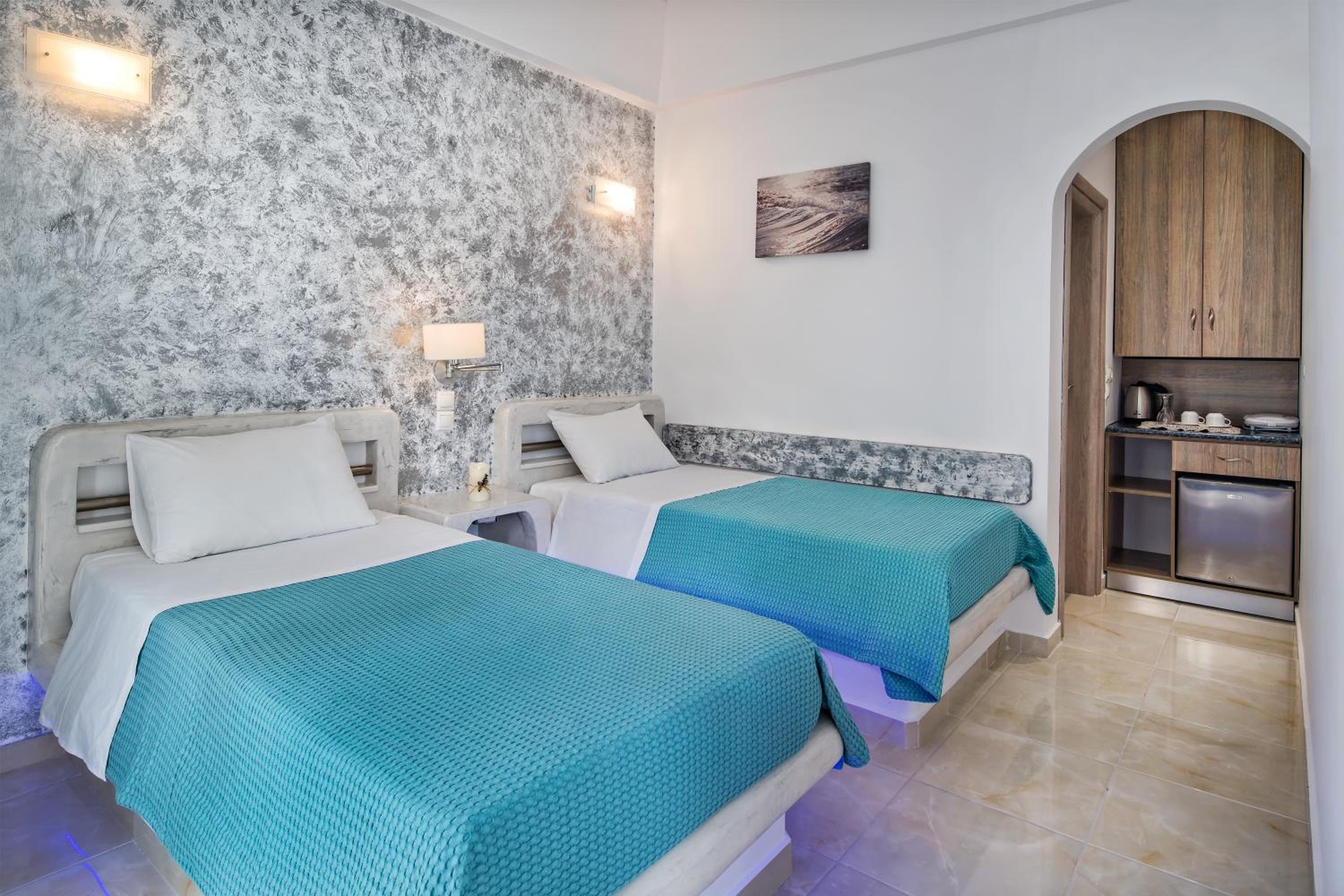Twin Room with Balcony