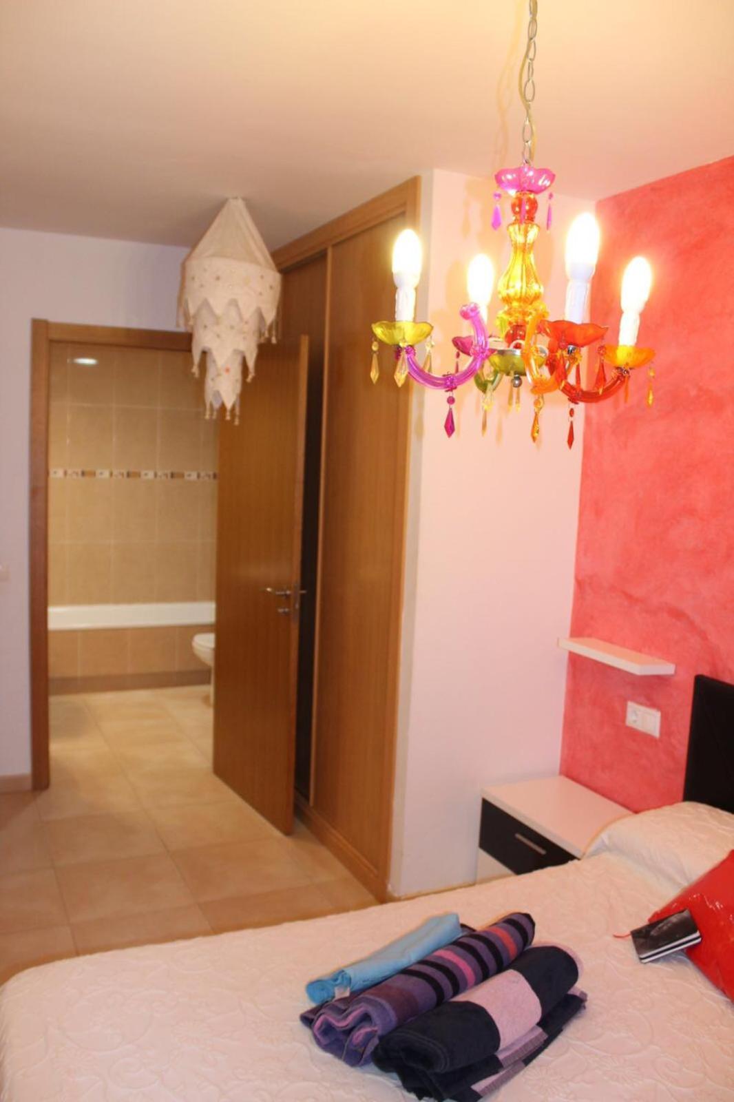 Apartamento de Dos Habitaciones con Terraza
